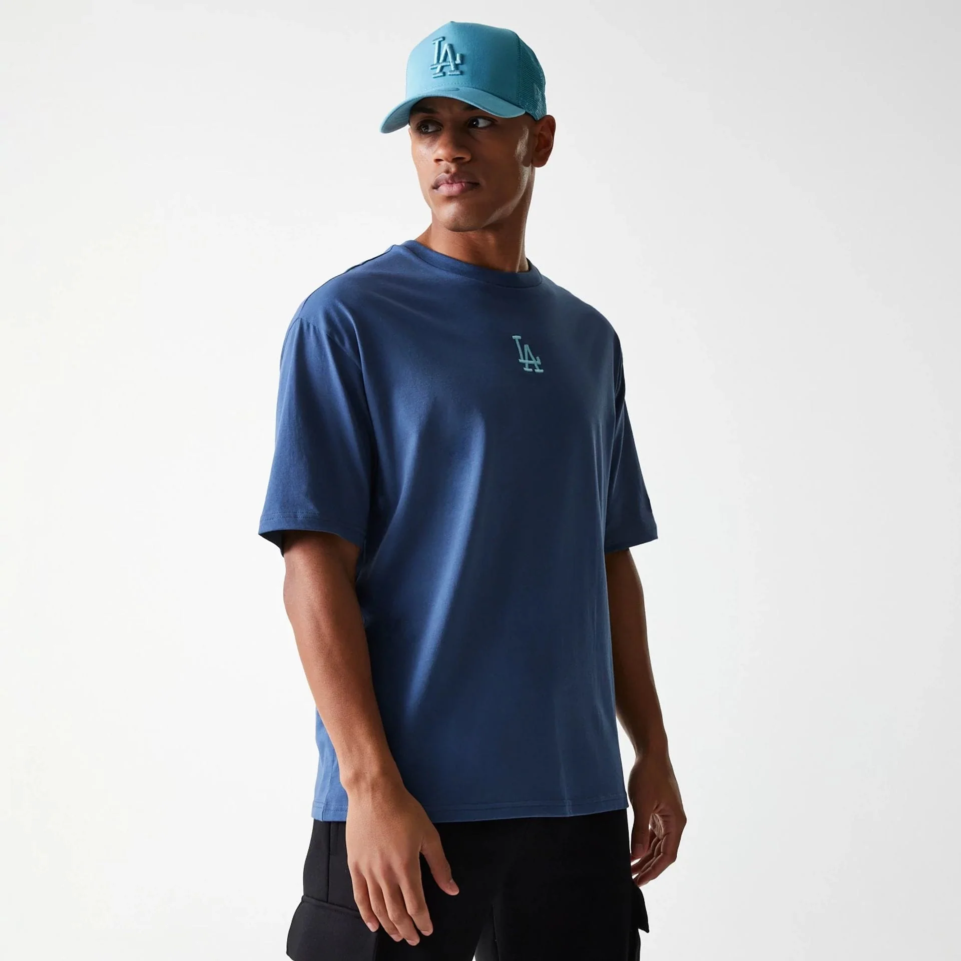 LA Dodgers MLB Midi League Essential Dark Blue Oversized T-Shirt - Image 3