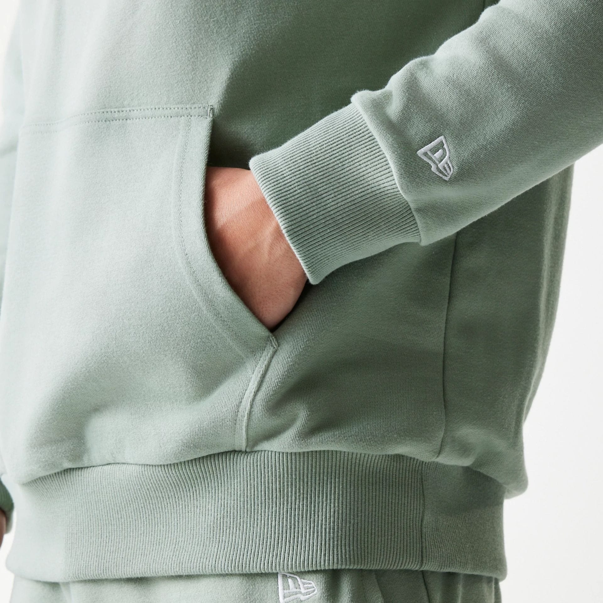 LA Dodgers MLB Midi Pastel Green Oversized Pullover Hoodie - Image 5
