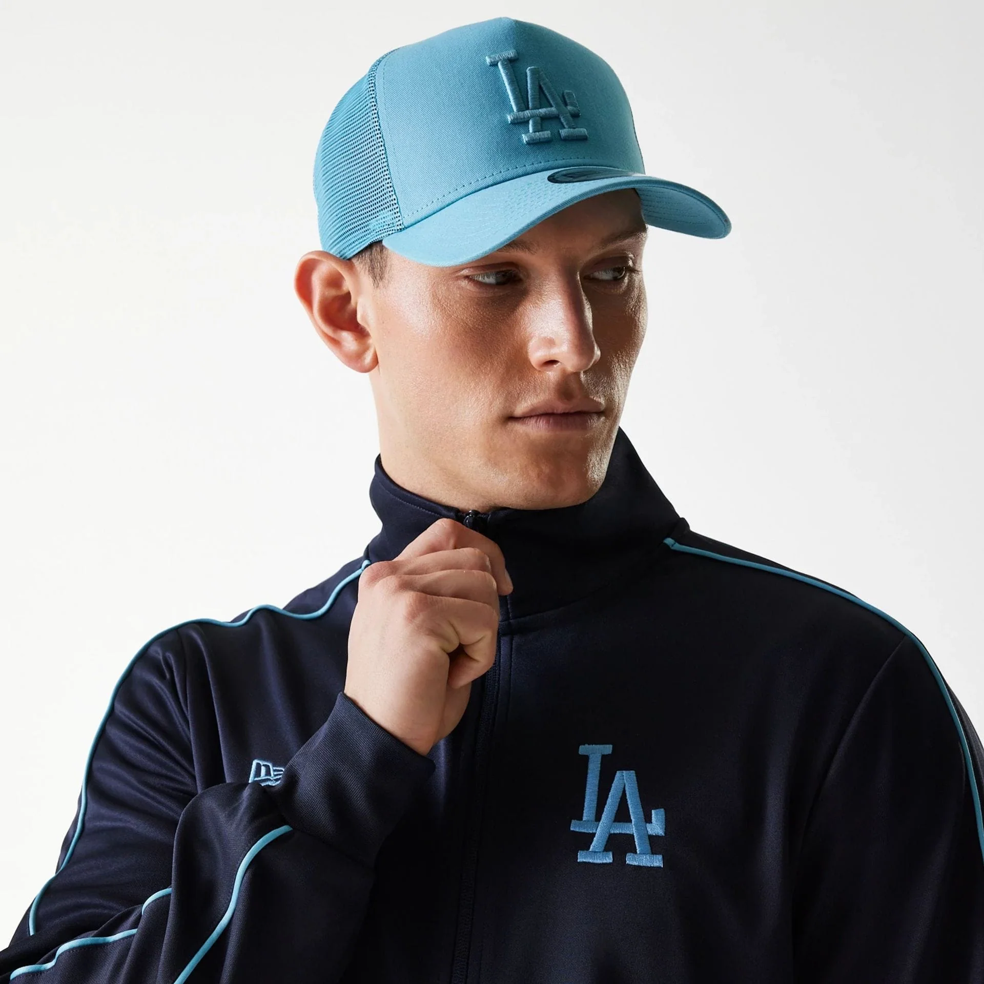LA Dodgers MLB Navy Track Top - Image 4