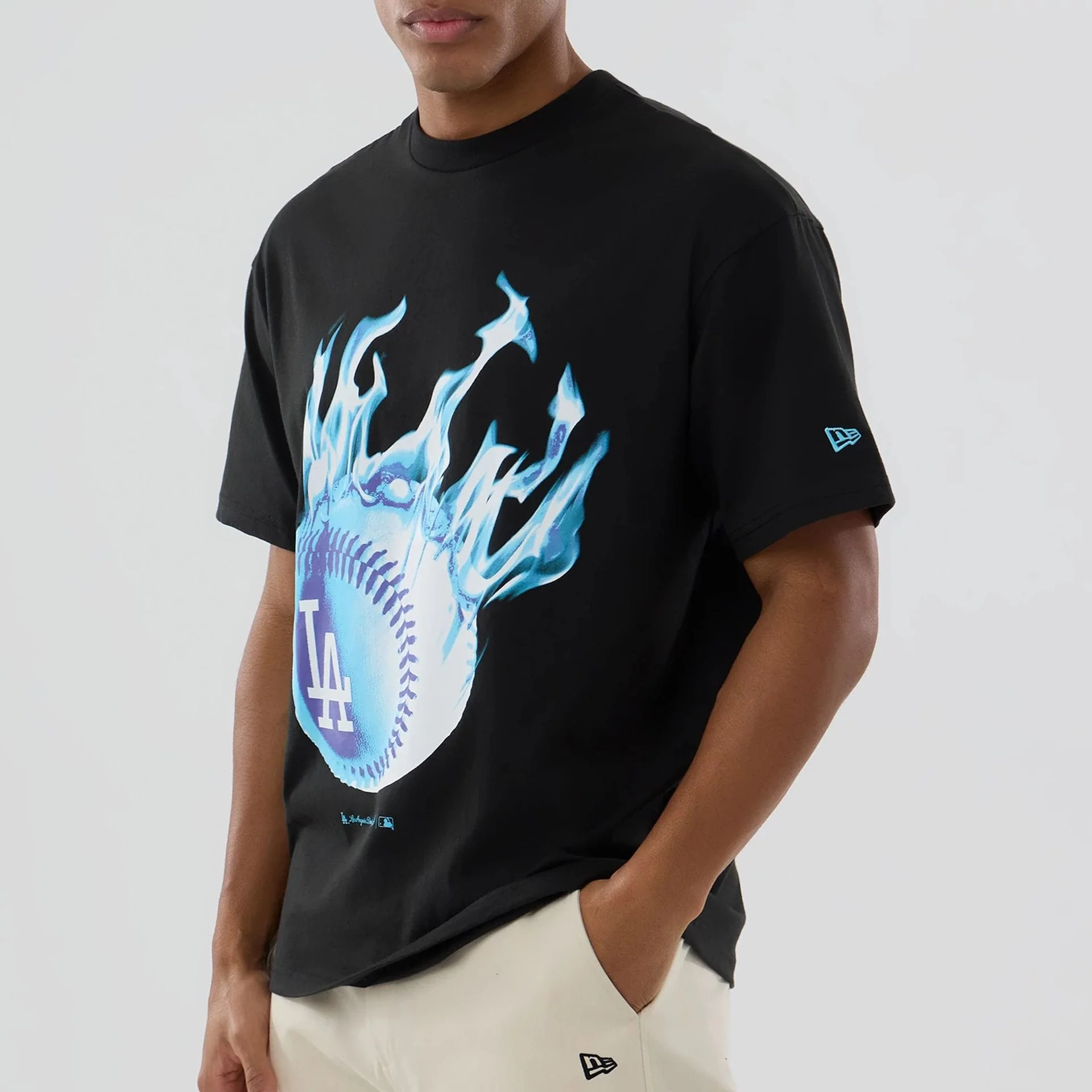 LA Dodgers MLB On Fire Black Oversized T-Shirt - Image 3