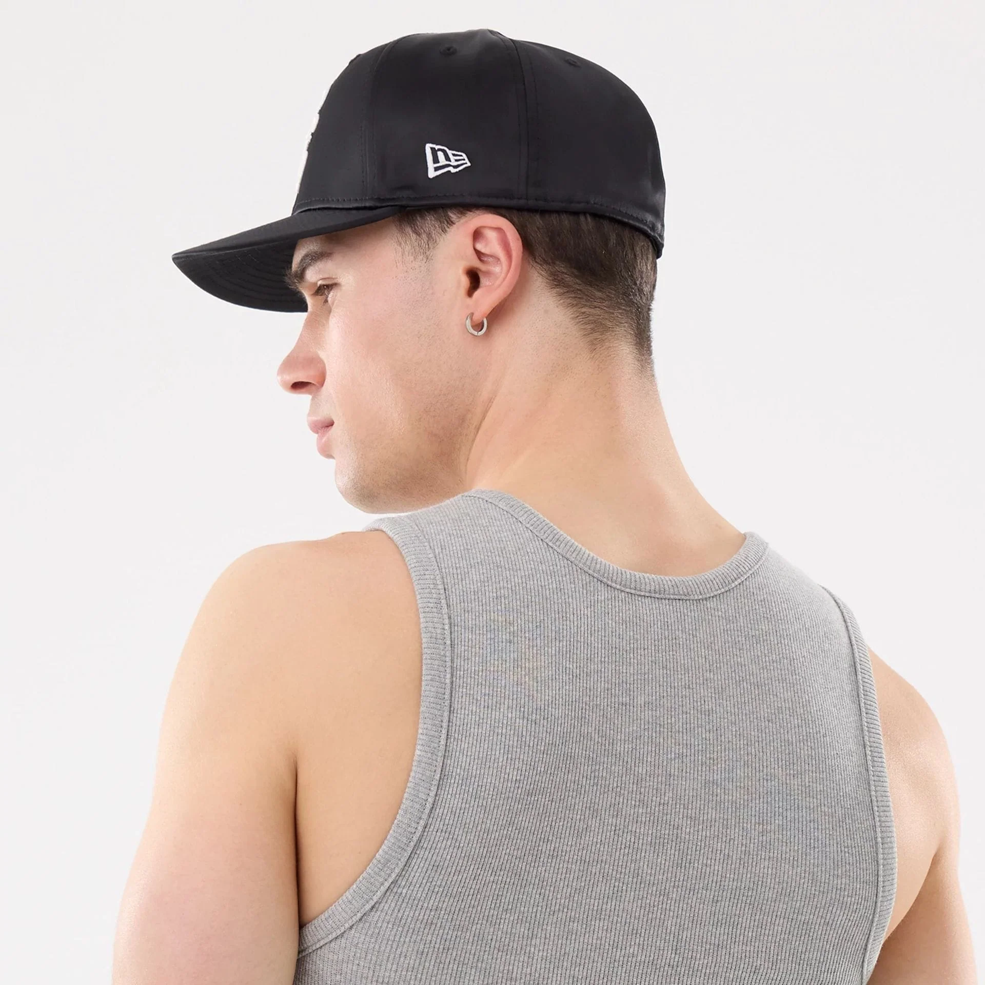 LA Dodgers MLB Rib Grey Vest - Image 6