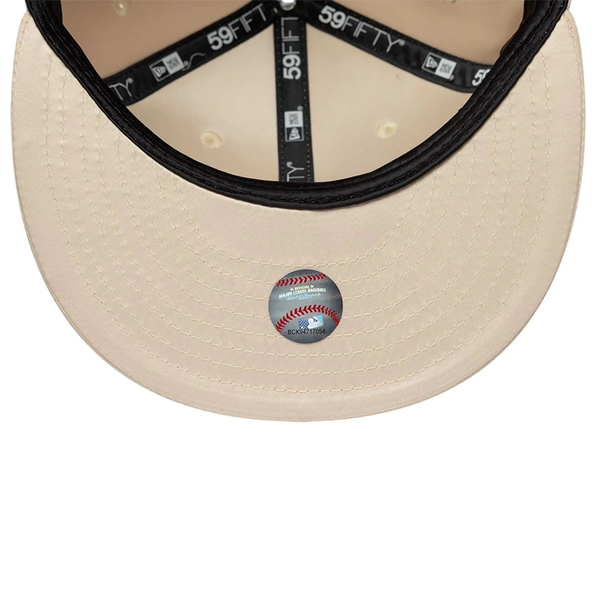 LA Dodgers MLB Satin White 59FIFTY Fitted Cap - Image 5