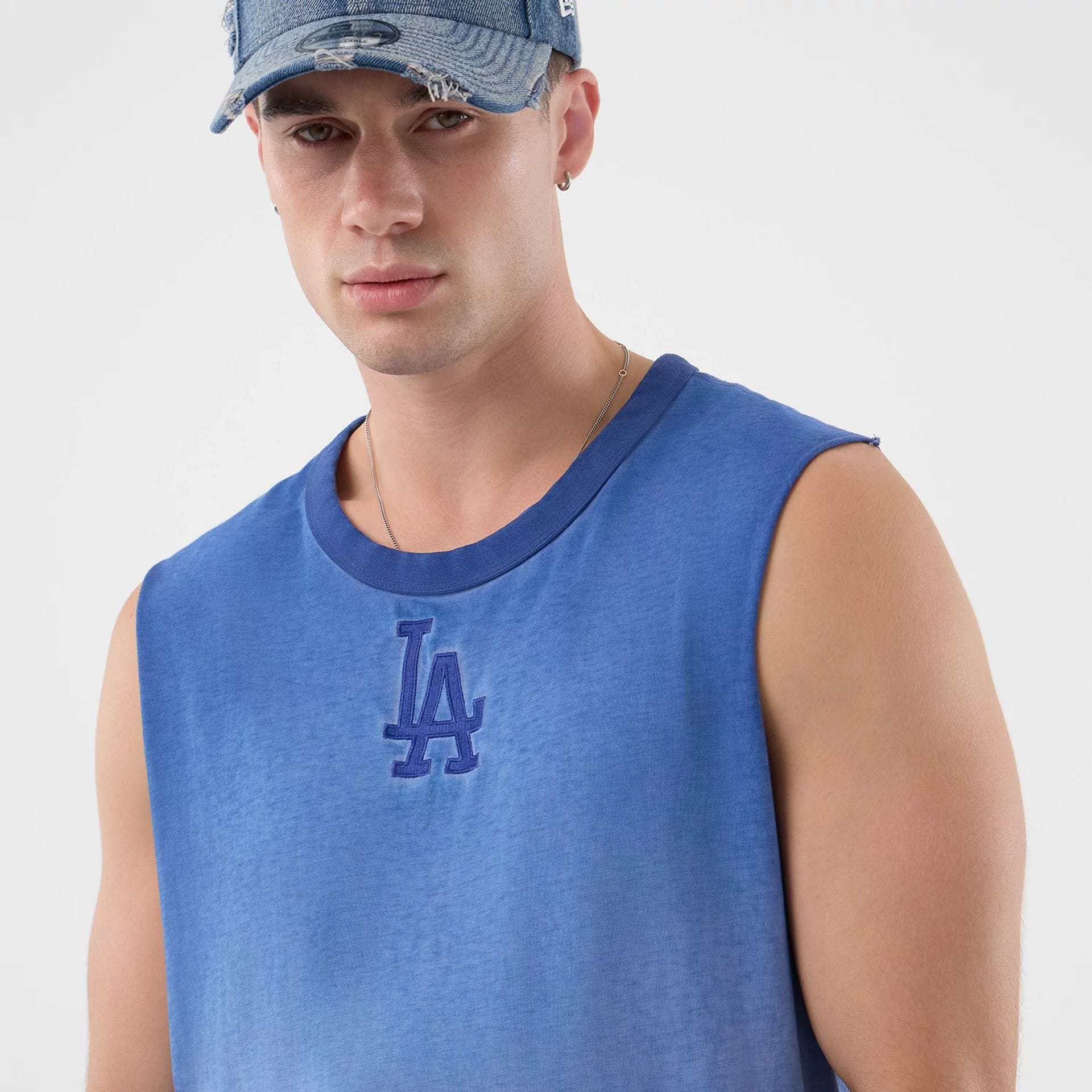LA Dodgers MLB Washed Logo Pastel Blue Vest - Image 6