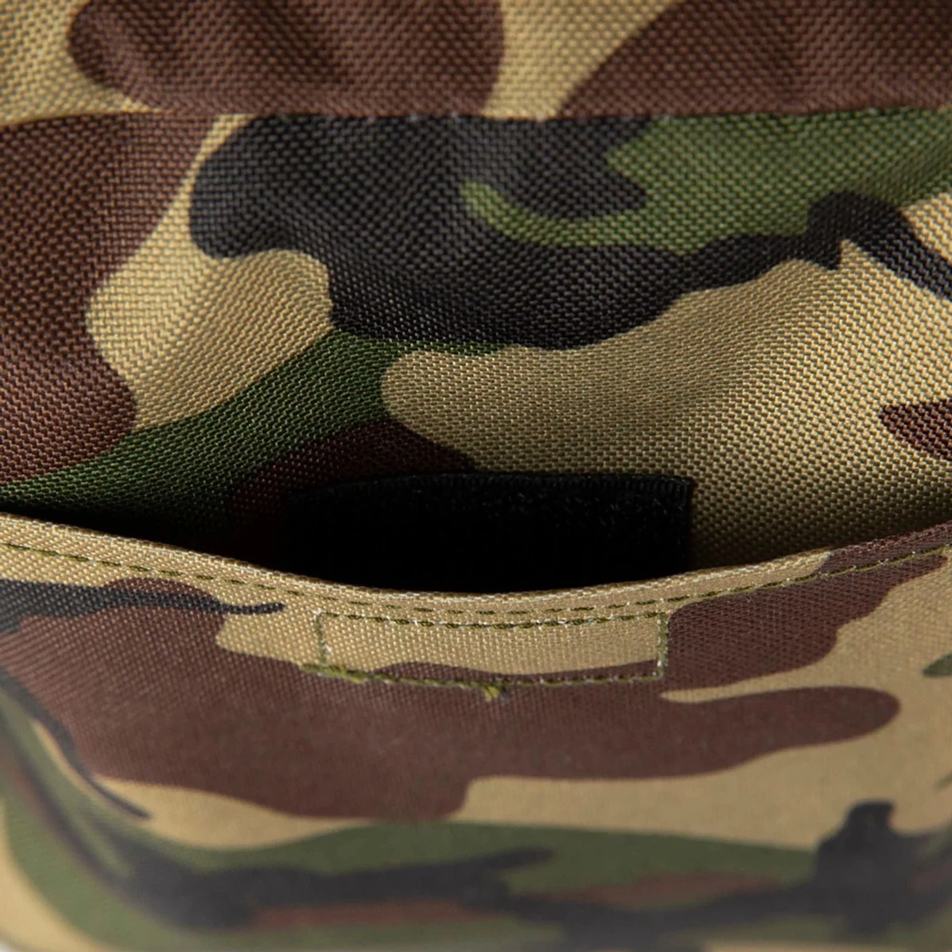 LA Dodgers Woodland Camo Side Bag - Image 3