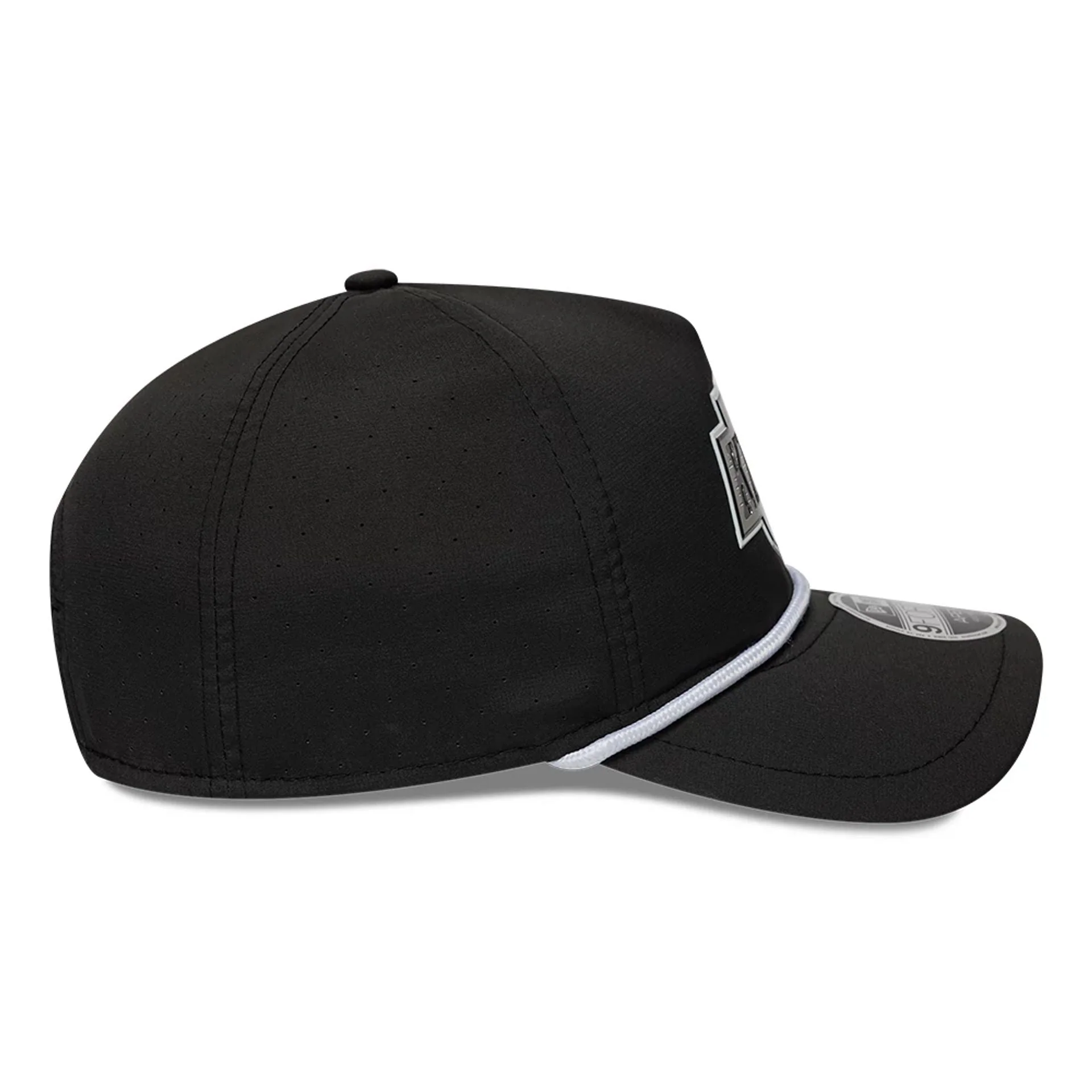 LA Kings NHL Quickstrike Black 9FORTY Apex Adjustable Cap - Image 5