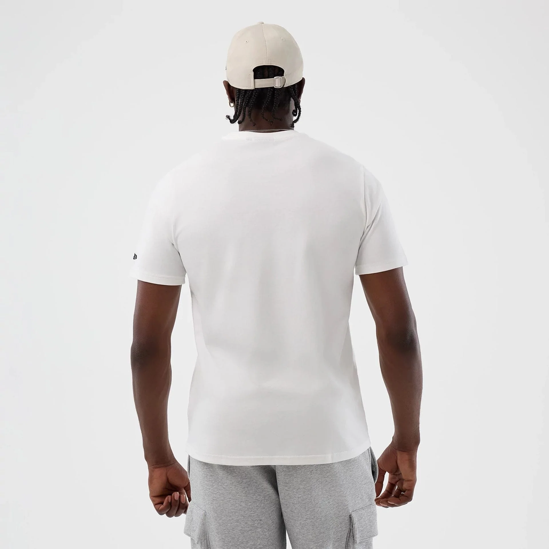 LA Lakers NBA Beach Graphic White T-Shirt - Image 2
