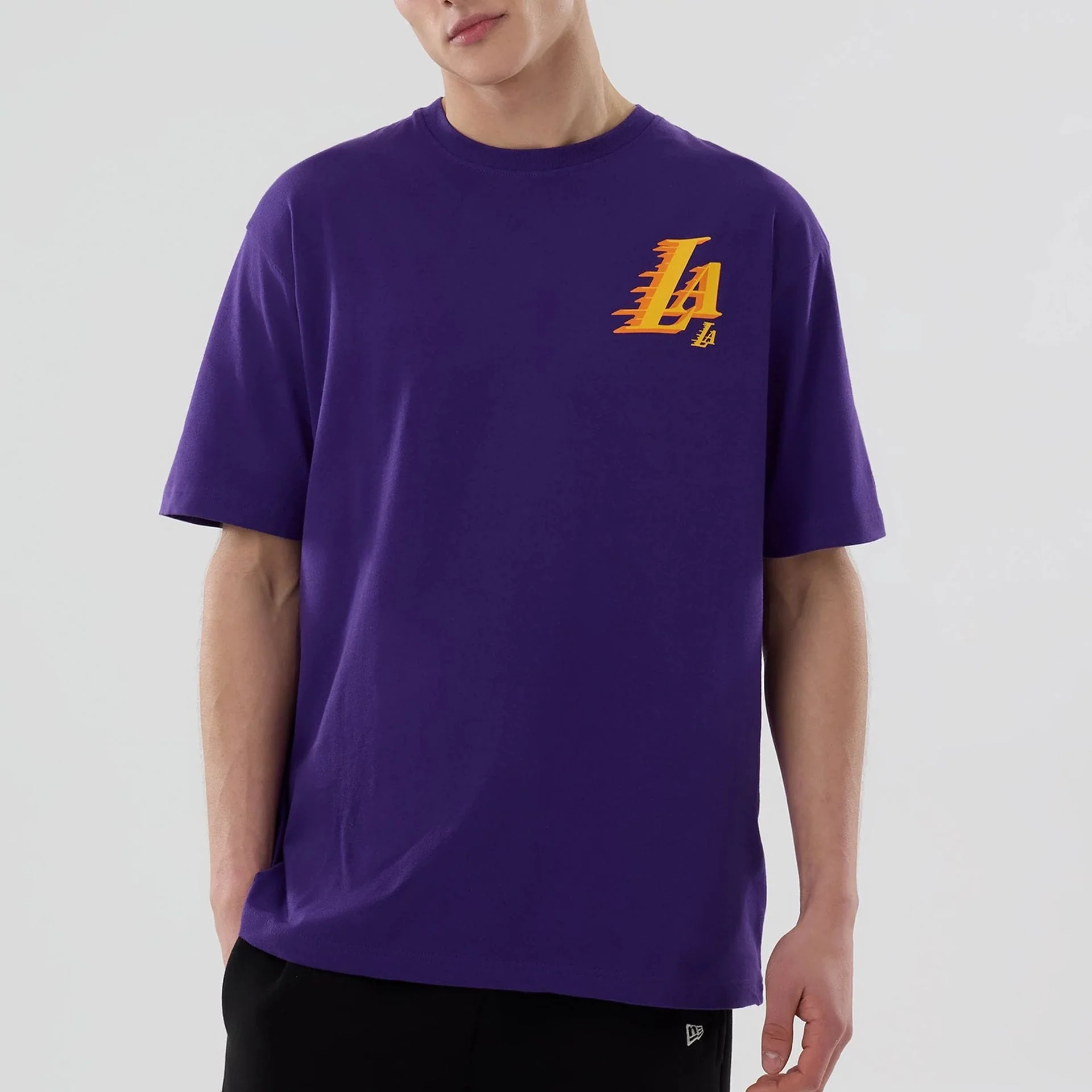 LA Lakers NBA Graphic Purple T-Shirt - Image 4