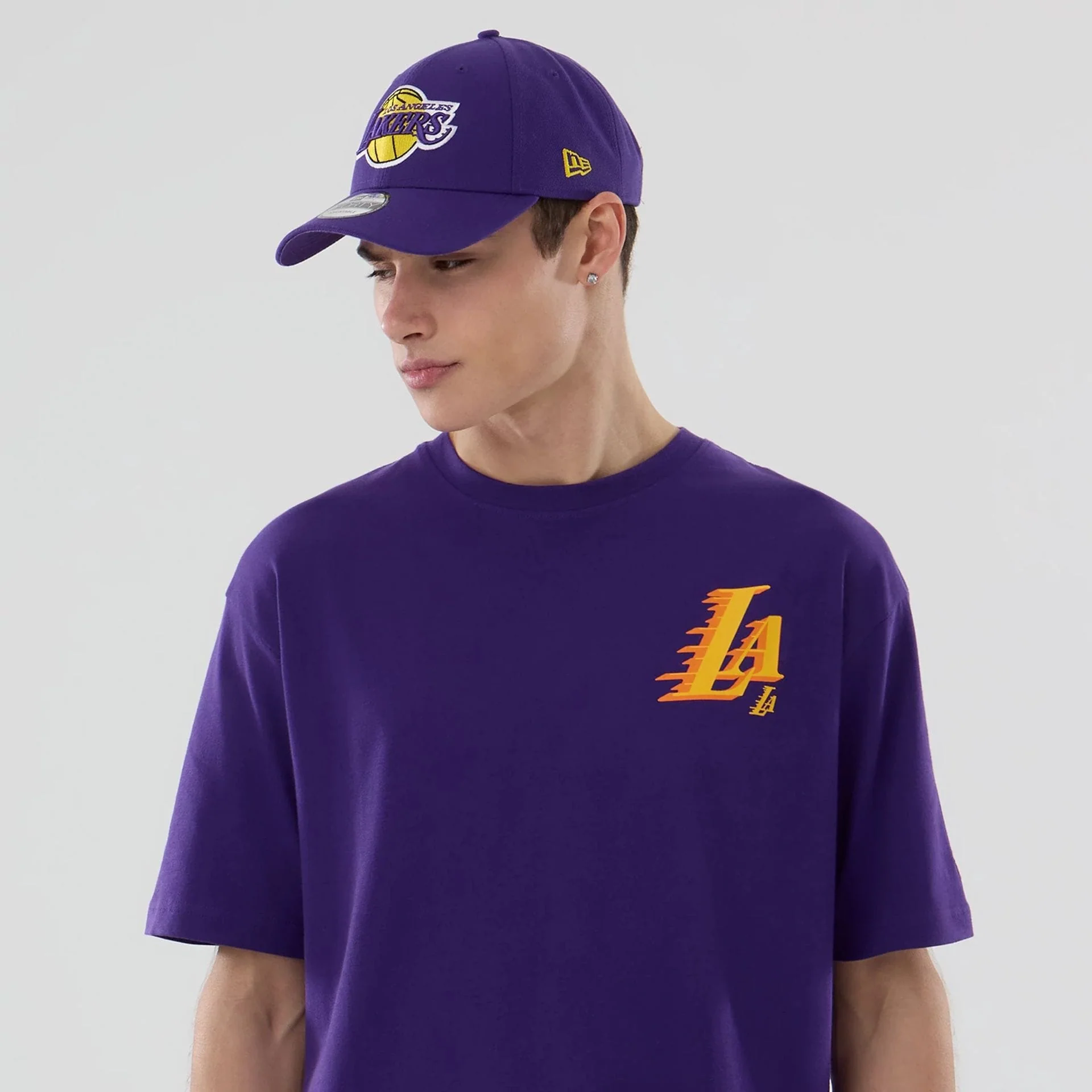 LA Lakers NBA Graphic Purple T-Shirt - Image 7