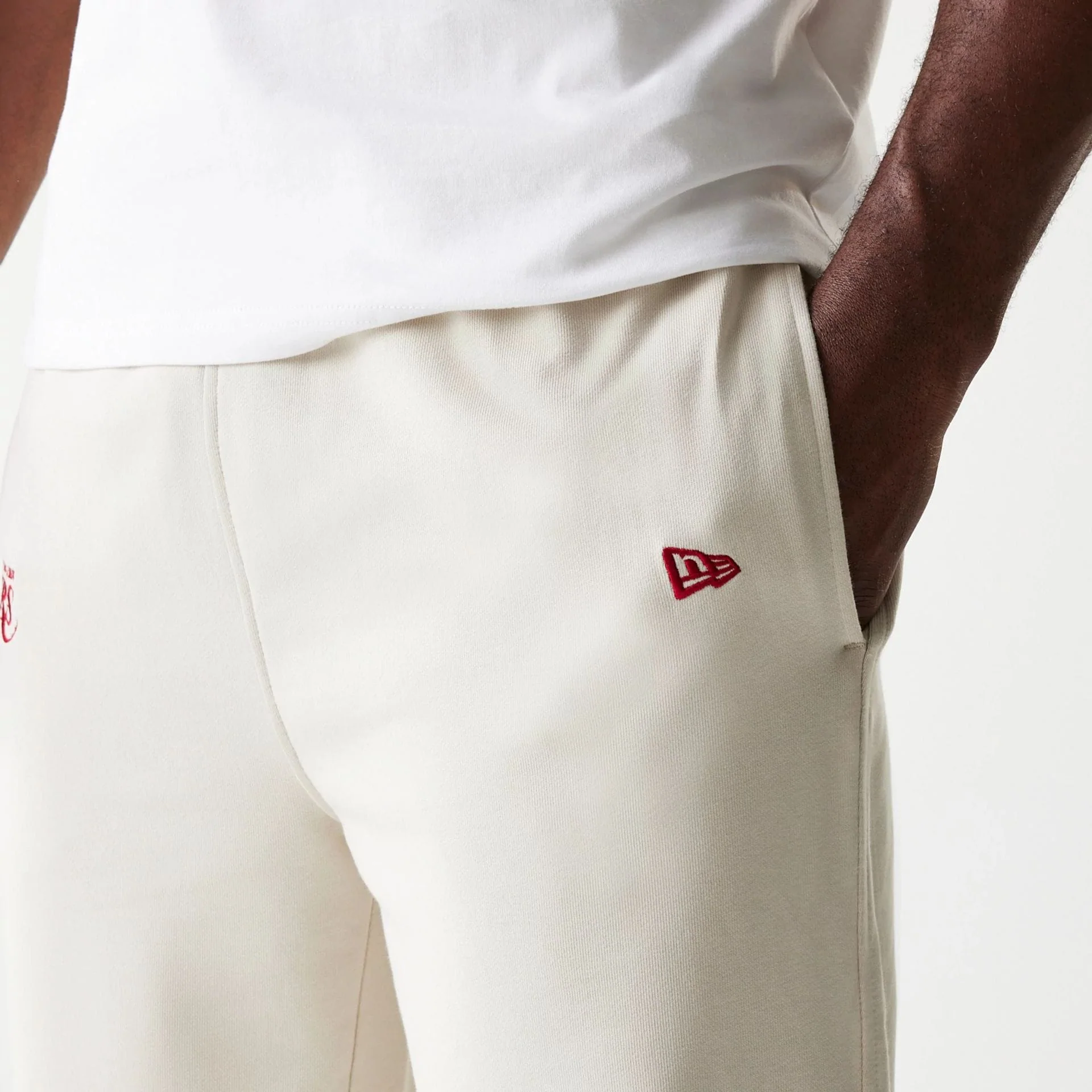 LA Lakers NBA League Essential Cream Joggers - Image 5