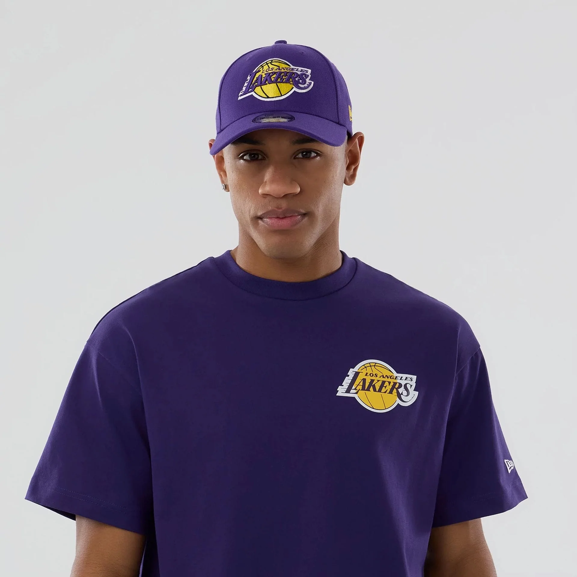 LA Lakers NBA logo Purple T-Shirt - Image 7