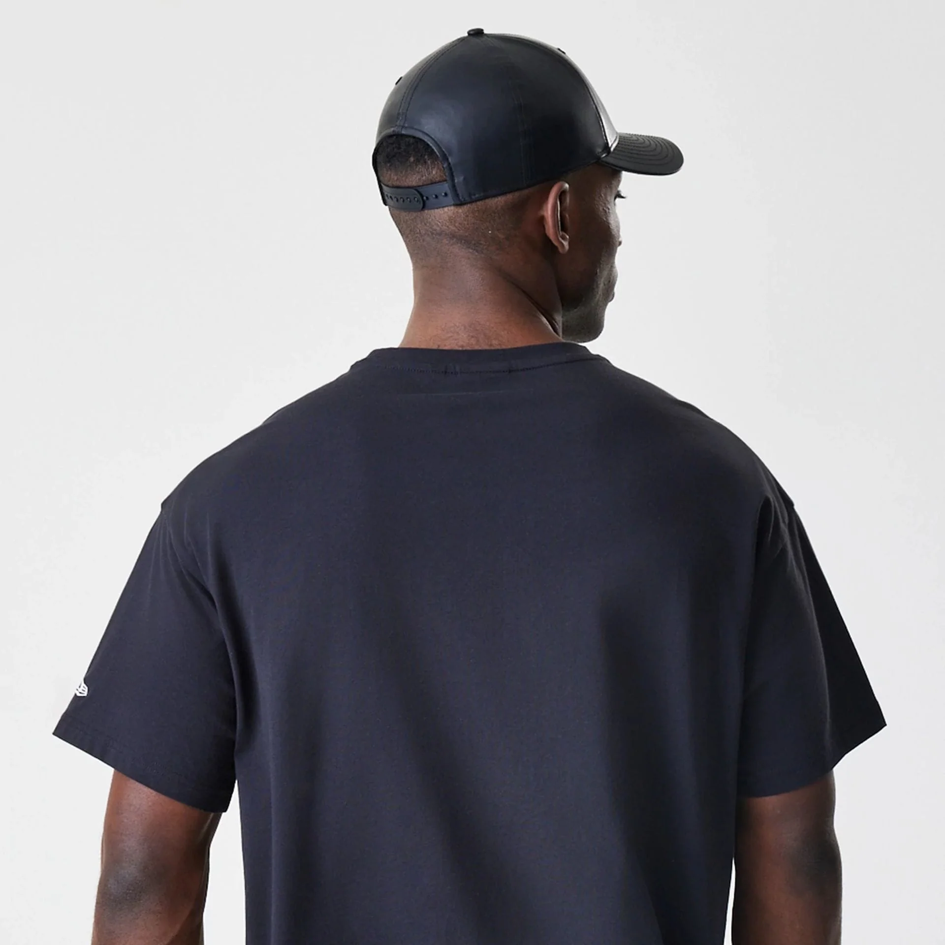 LA Lakers NBA Outline Graphic Navy Oversized T-Shirt - Image 7