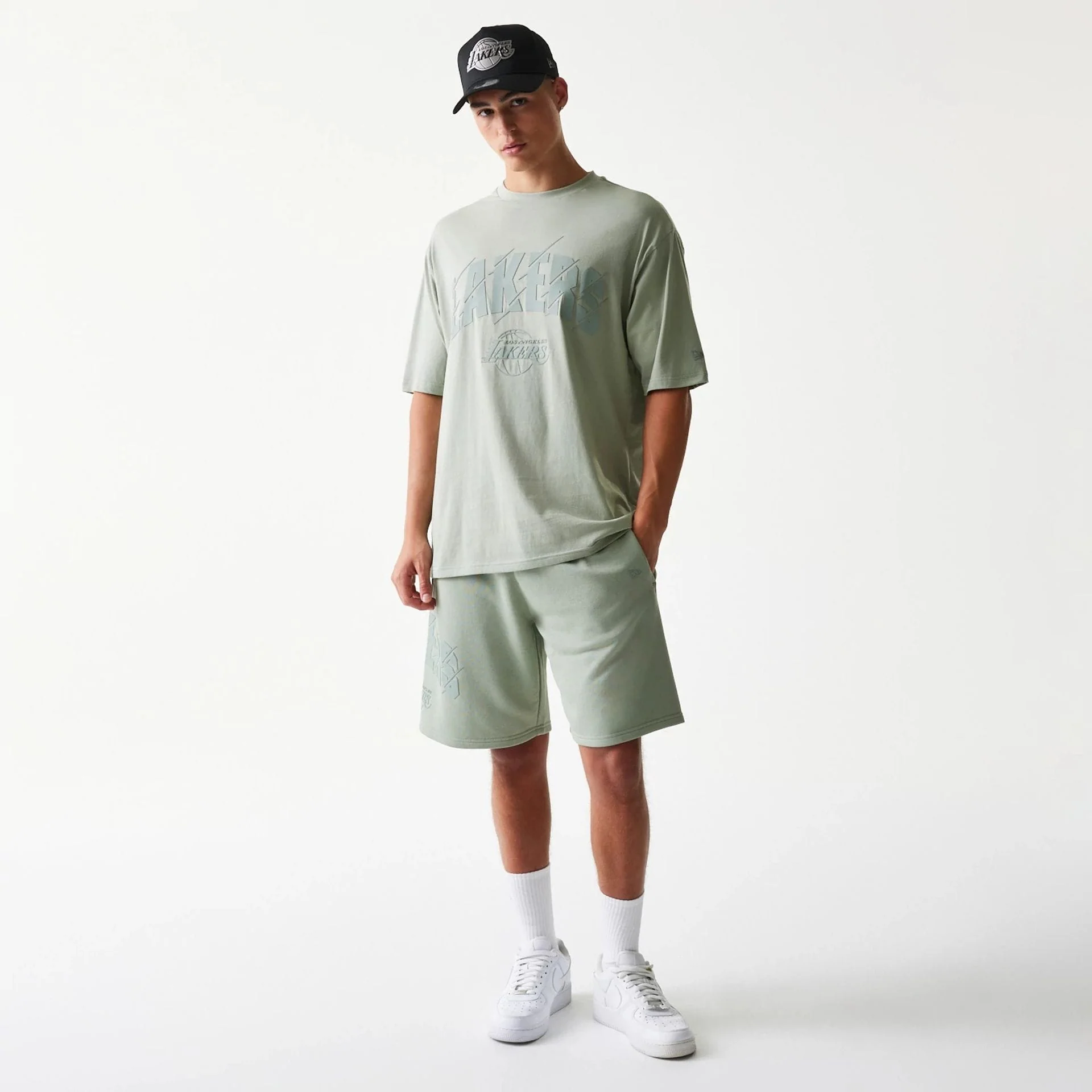 LA Lakers NBA Pastel Green Oversized T-Shirt - Image 8