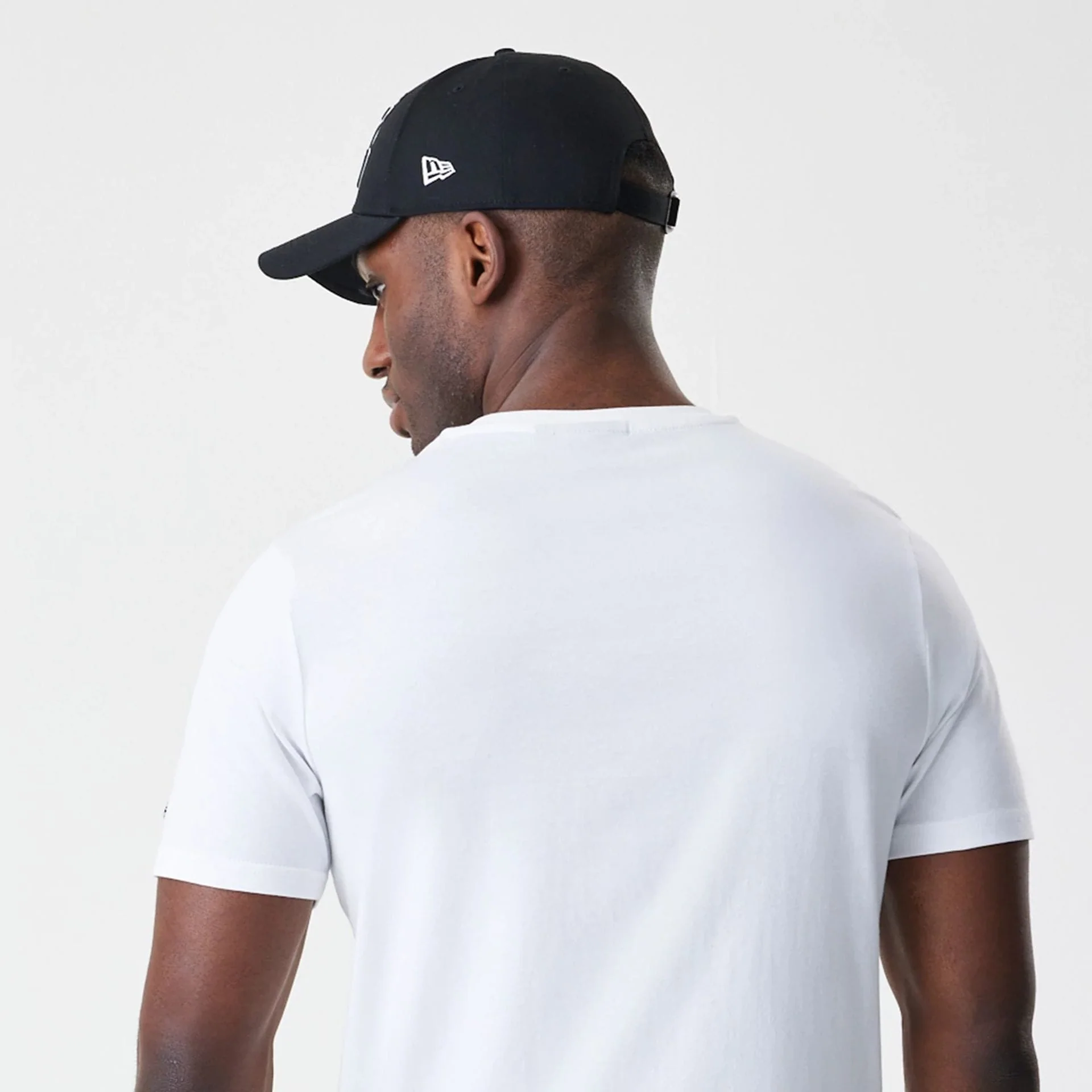 LA Lakers NBA Script White T-Shirt - Image 7