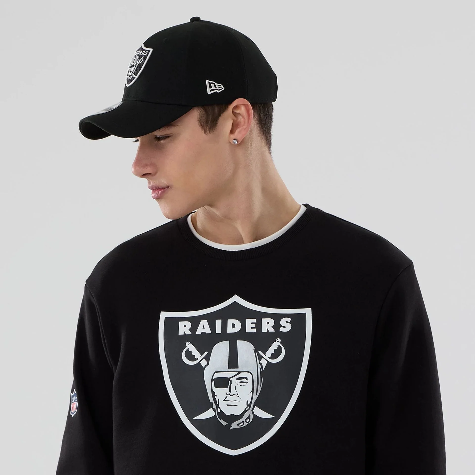 Las Vegas Raiders NFL Black Crew Neck Sweater - Image 5