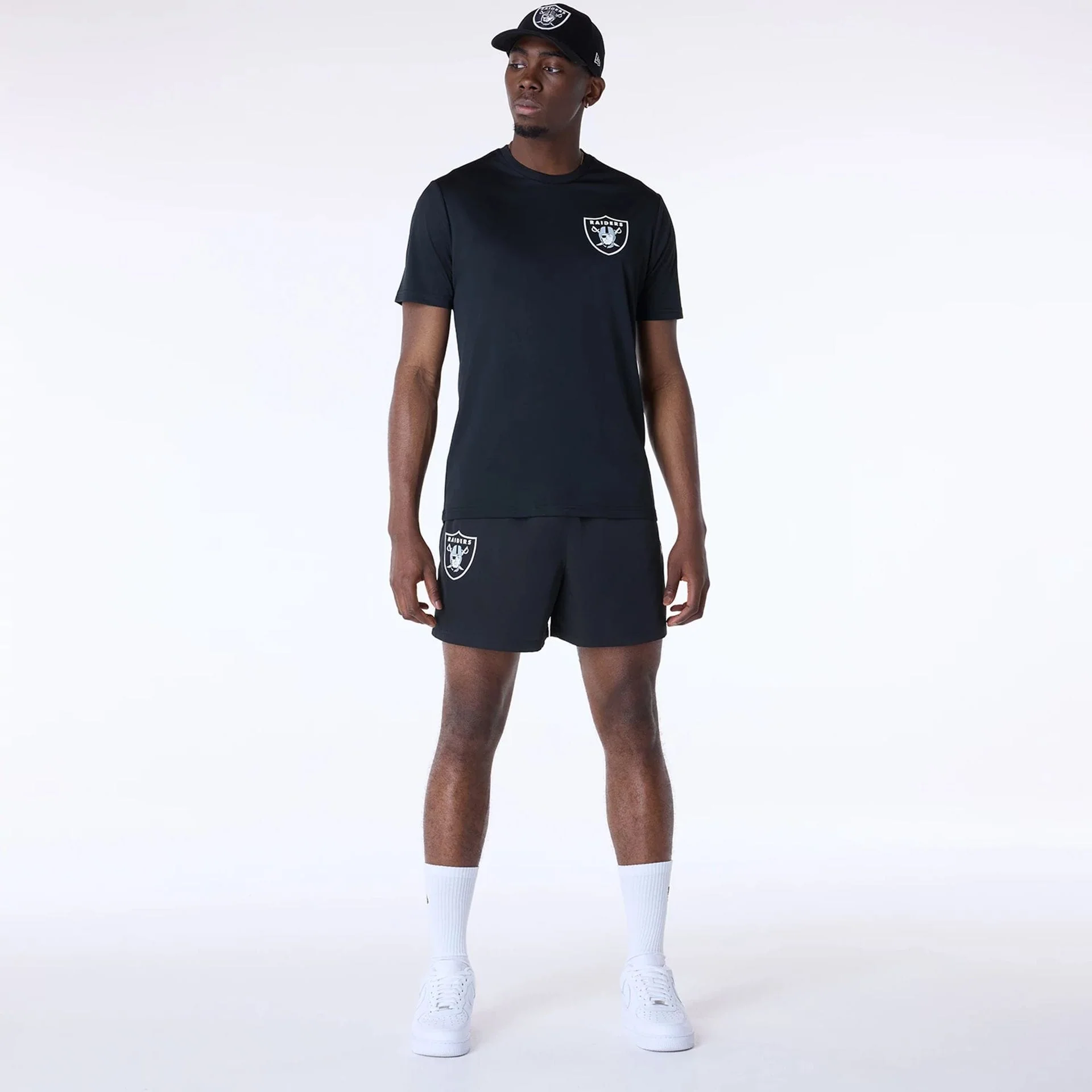 Las Vegas Raiders NFL Essentials Black Shorts - Image 3