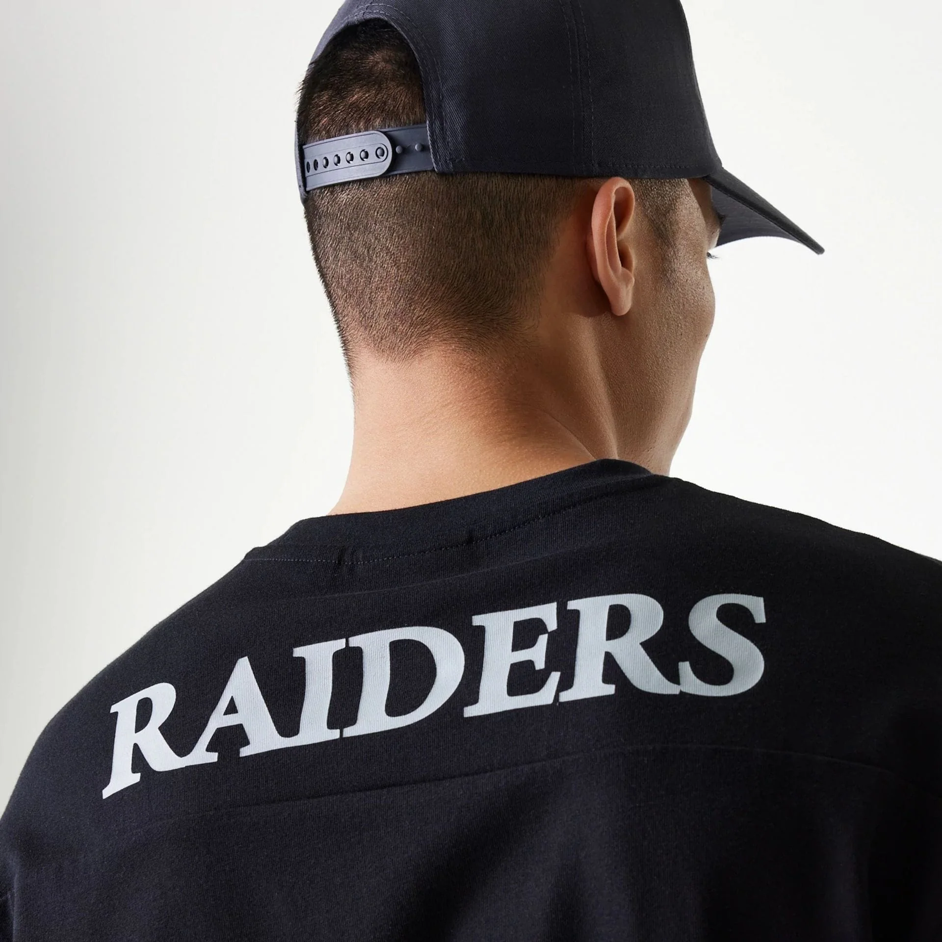 Las Vegas Raiders NFL Graphic Black Long Sleeve T-Shirt - Image 4