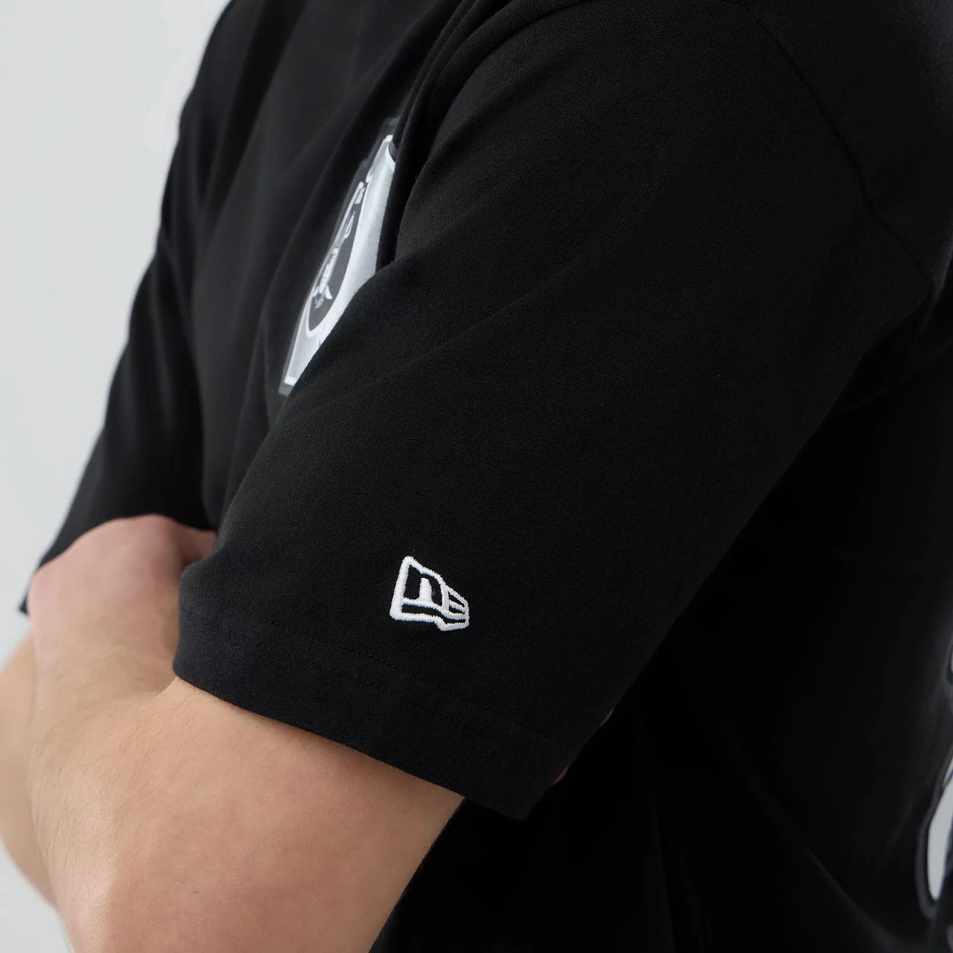Las Vegas Raiders NFL Graphic Black T-Shirt - Image 6