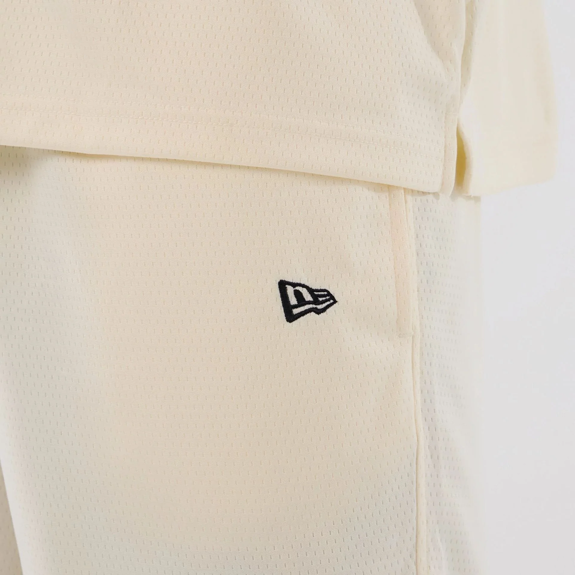 Las Vegas Raiders NFL Historic Cream Shorts - Image 7
