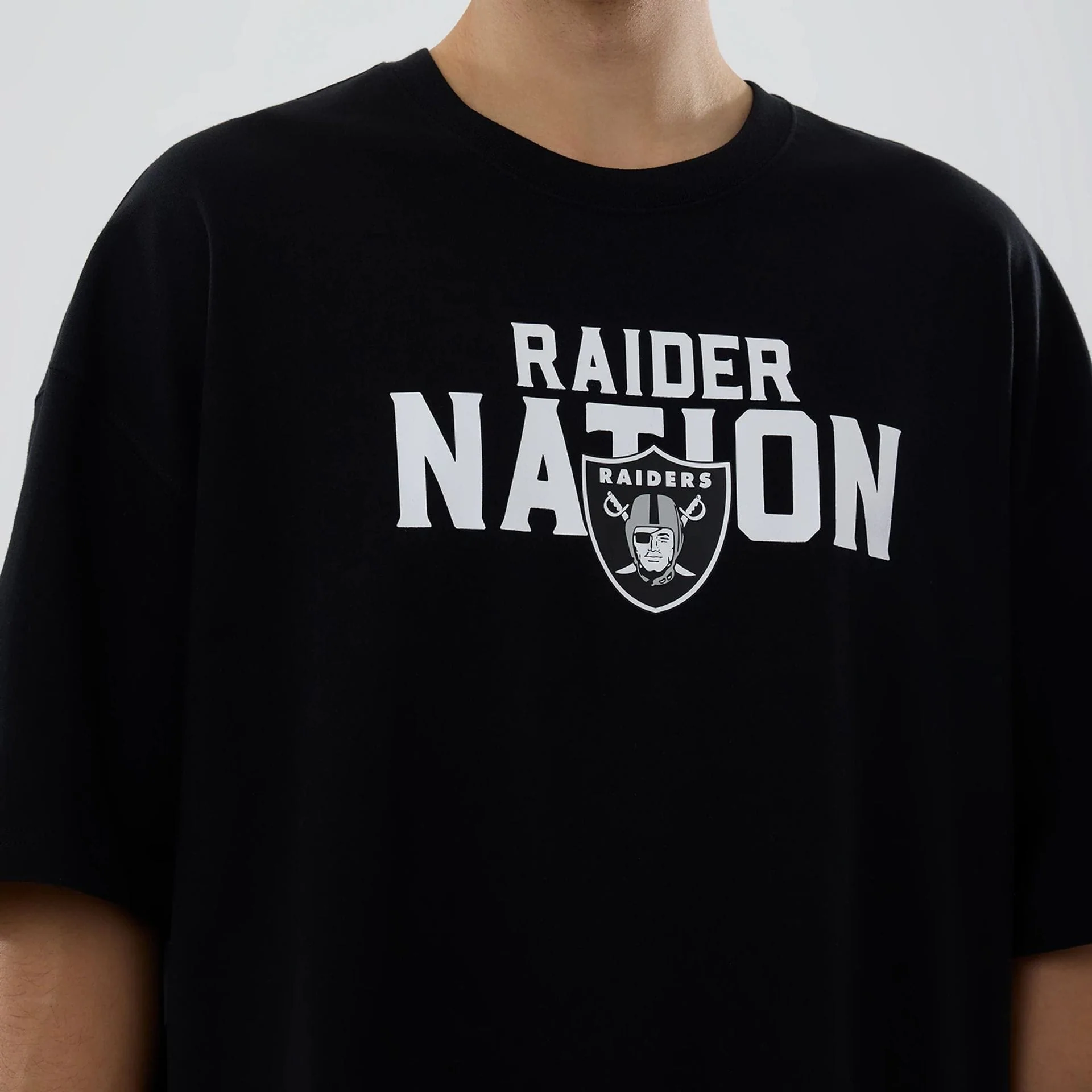 Las Vegas Raiders NFL Rivalry Black Oversized T-Shirt - Image 3