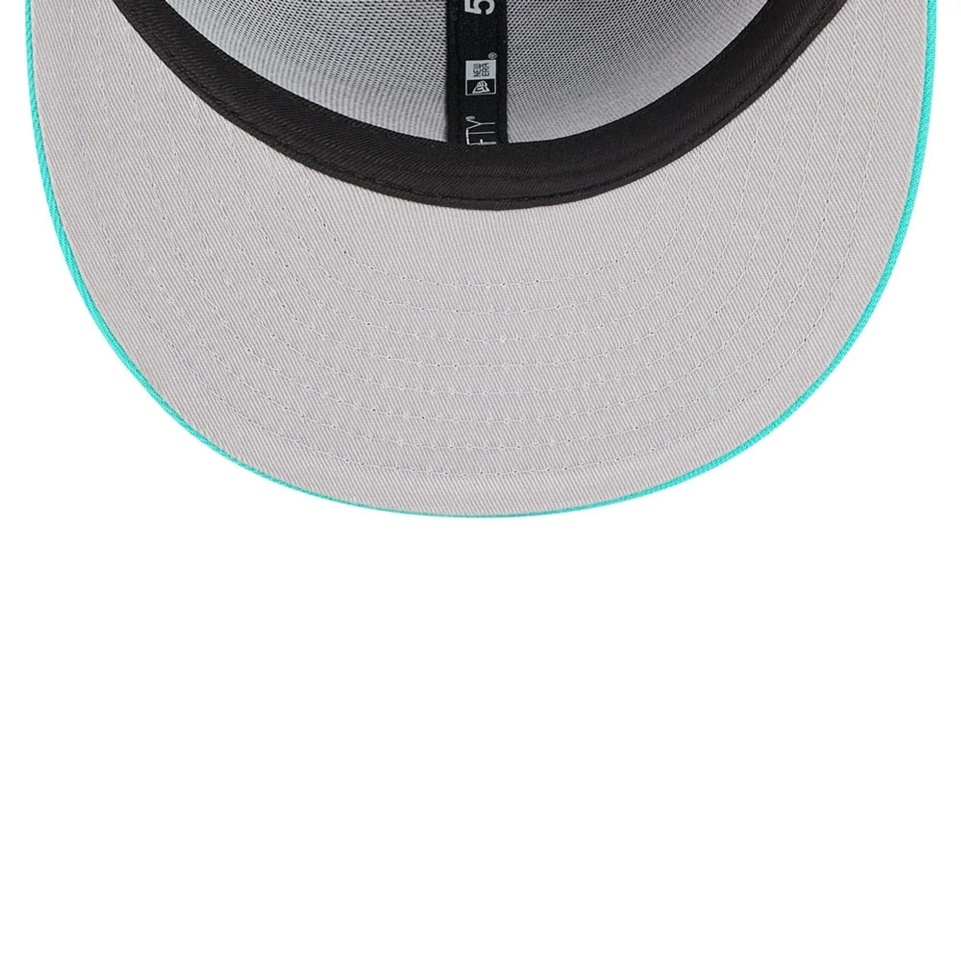 Memphis Grizzlies NBA Classic Black 59FIFTY Fitted Cap - Image 2