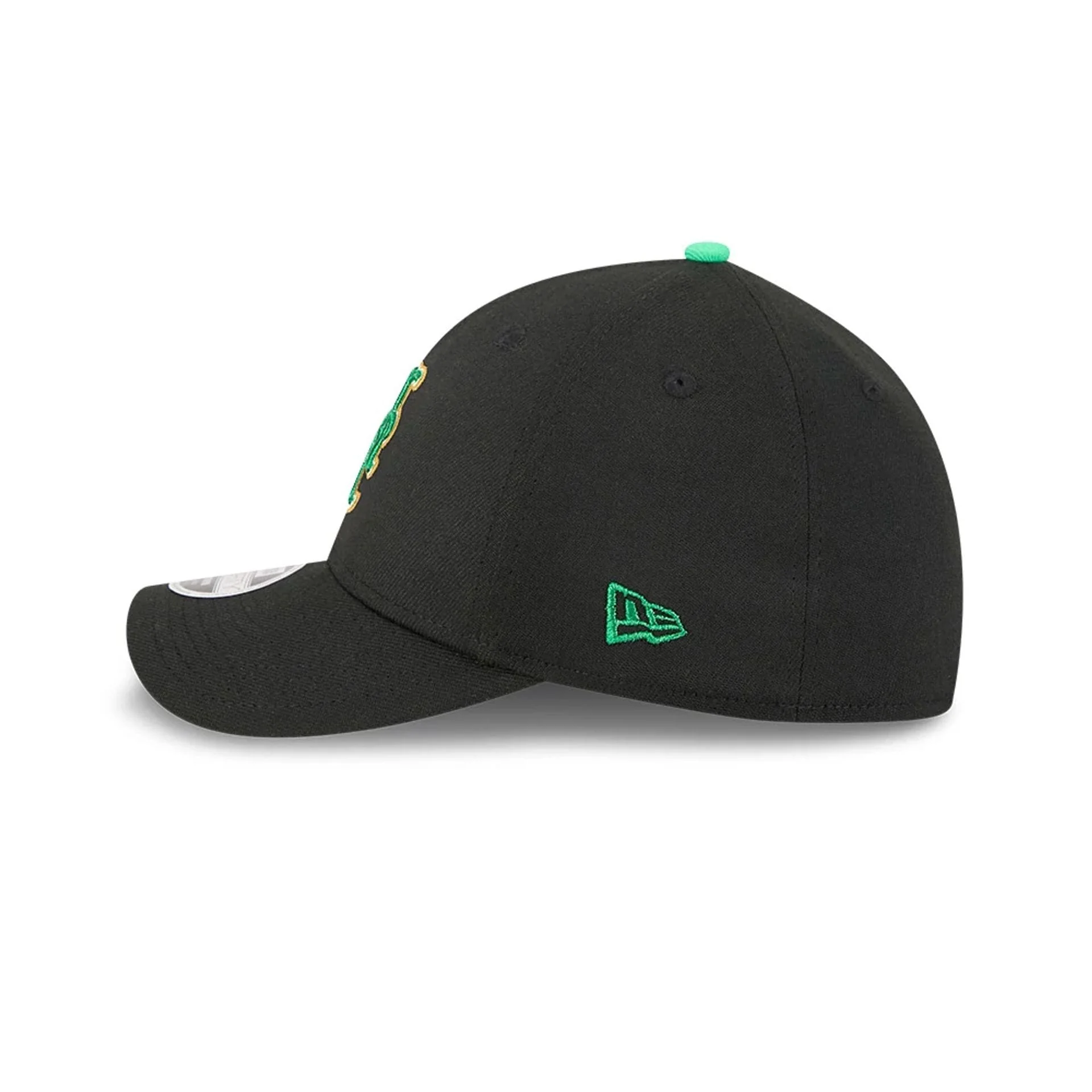 Mets MLB Saint Patrick's Day Black 39THIRTY M-Crown A-Frame Stretch Fit Cap - Image 5