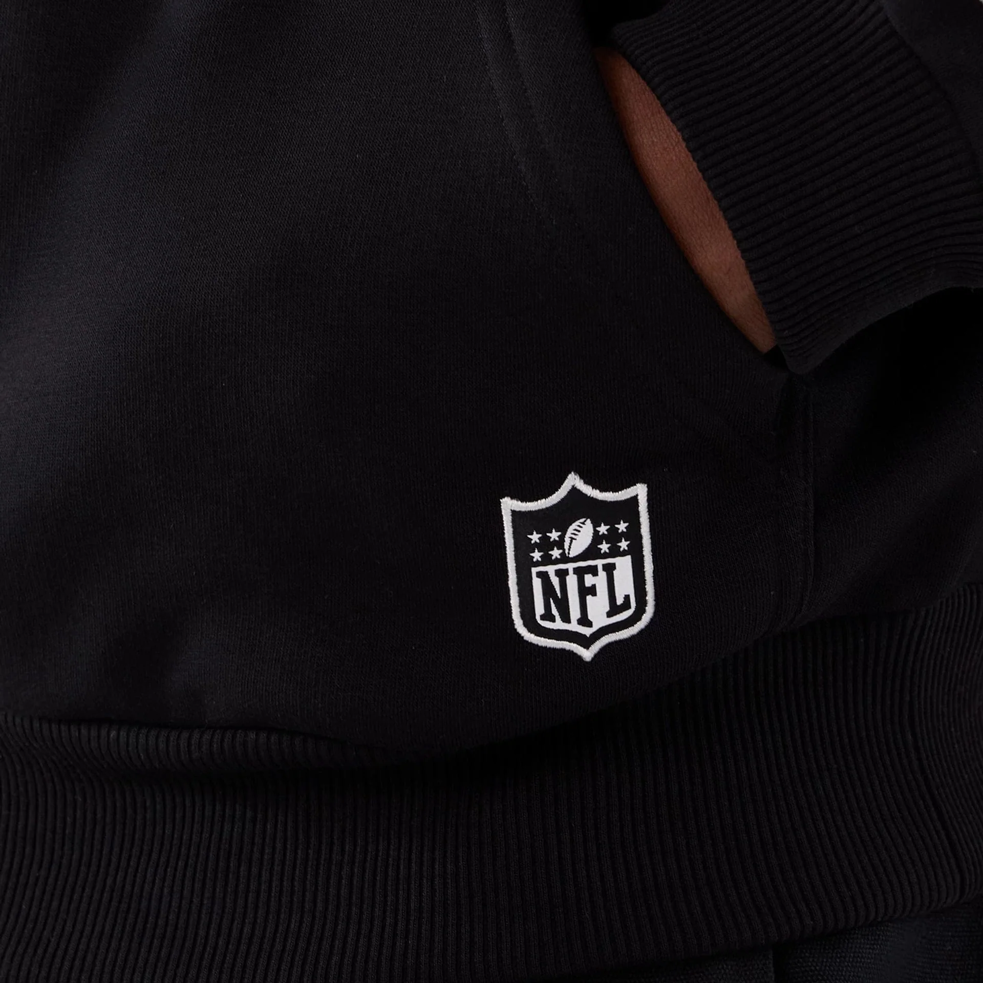 Minnesota Vikings NFL International Series Games 2025 Black Premium Pullover Hoodie - Image 4