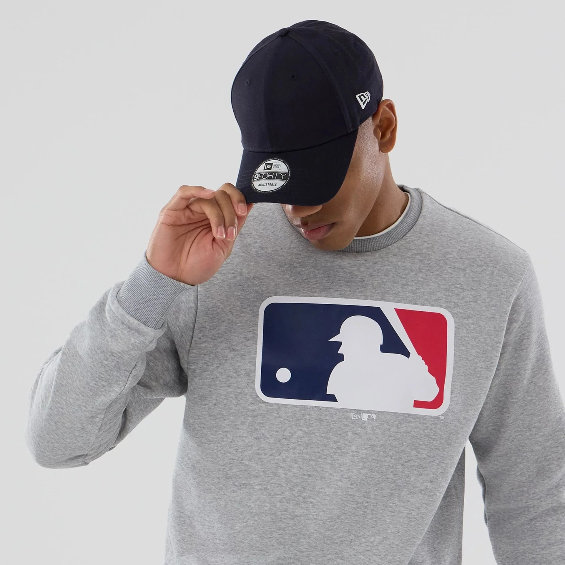 MLB Generic Logo Grey Crew Neck Sweater - Image 6