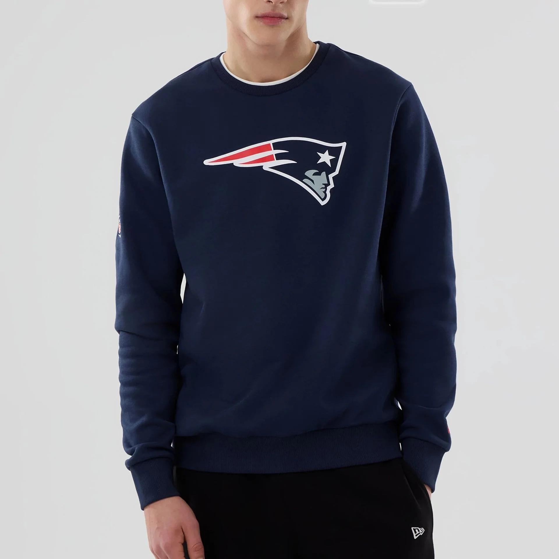 New England Patriots NFL Dark Blue Crew Neck Sweater - Image 4