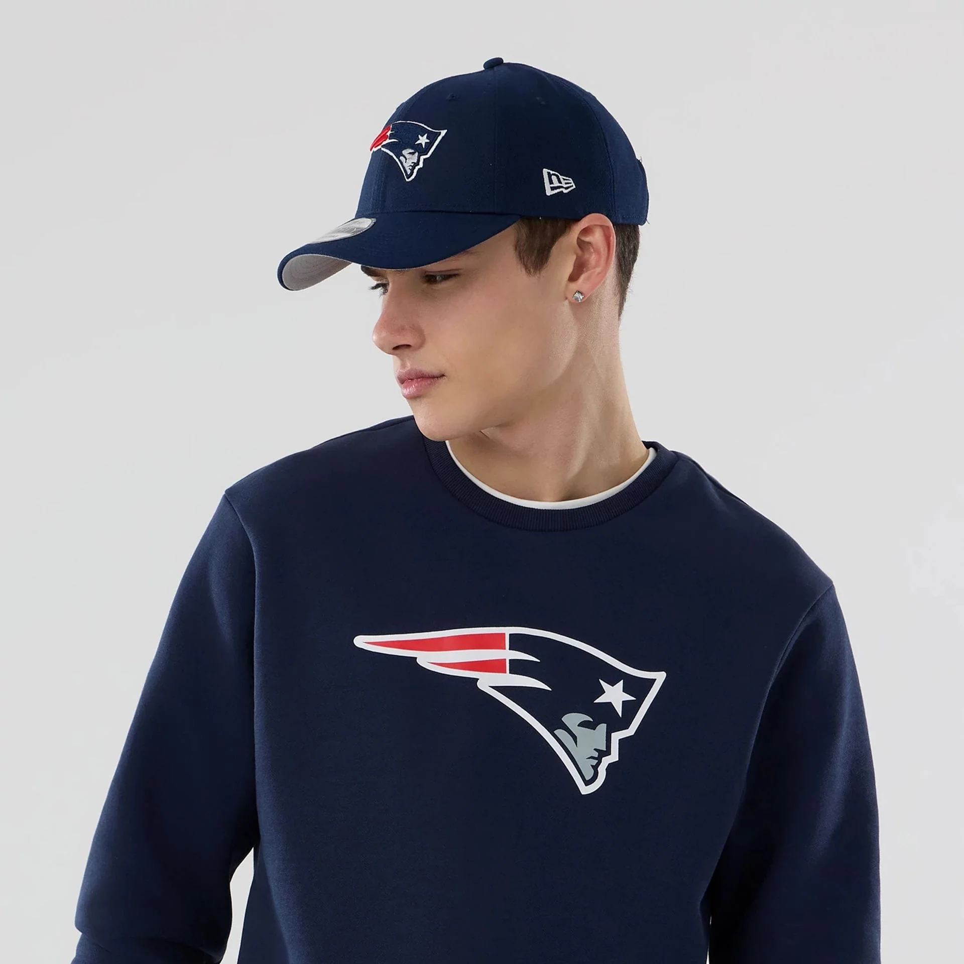 New England Patriots NFL Dark Blue Crew Neck Sweater - Image 6