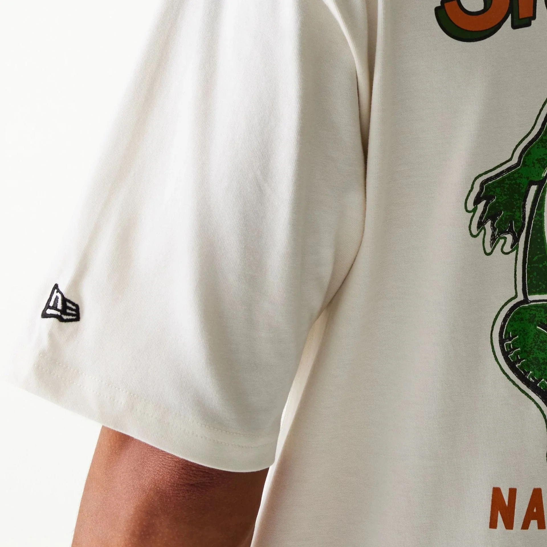 New Era Animal Graphic Open White Oversized T-Shirt - Image 7