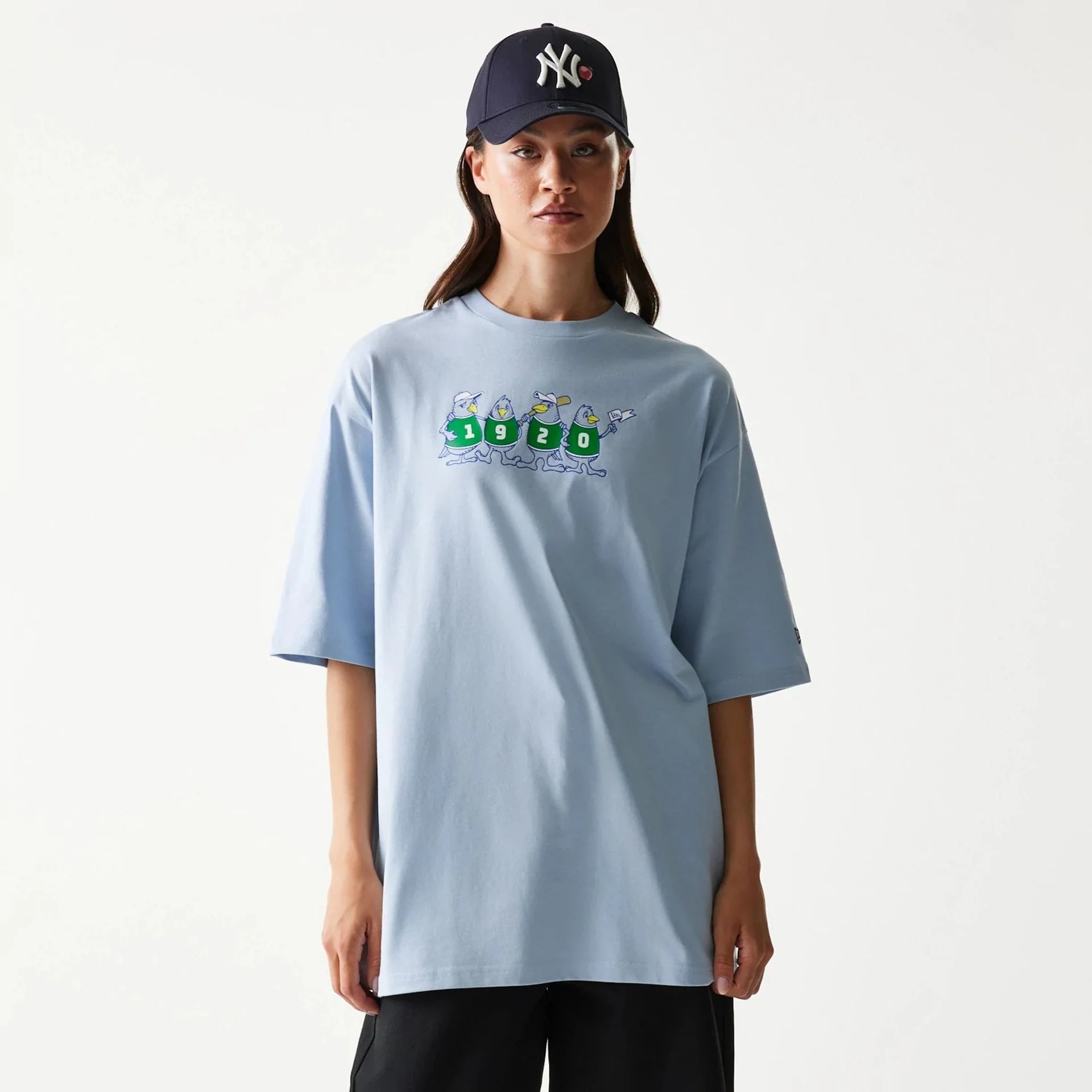 New Era Baseball Birds Character Graphic Blue Oversized T-Shirt - Image 4