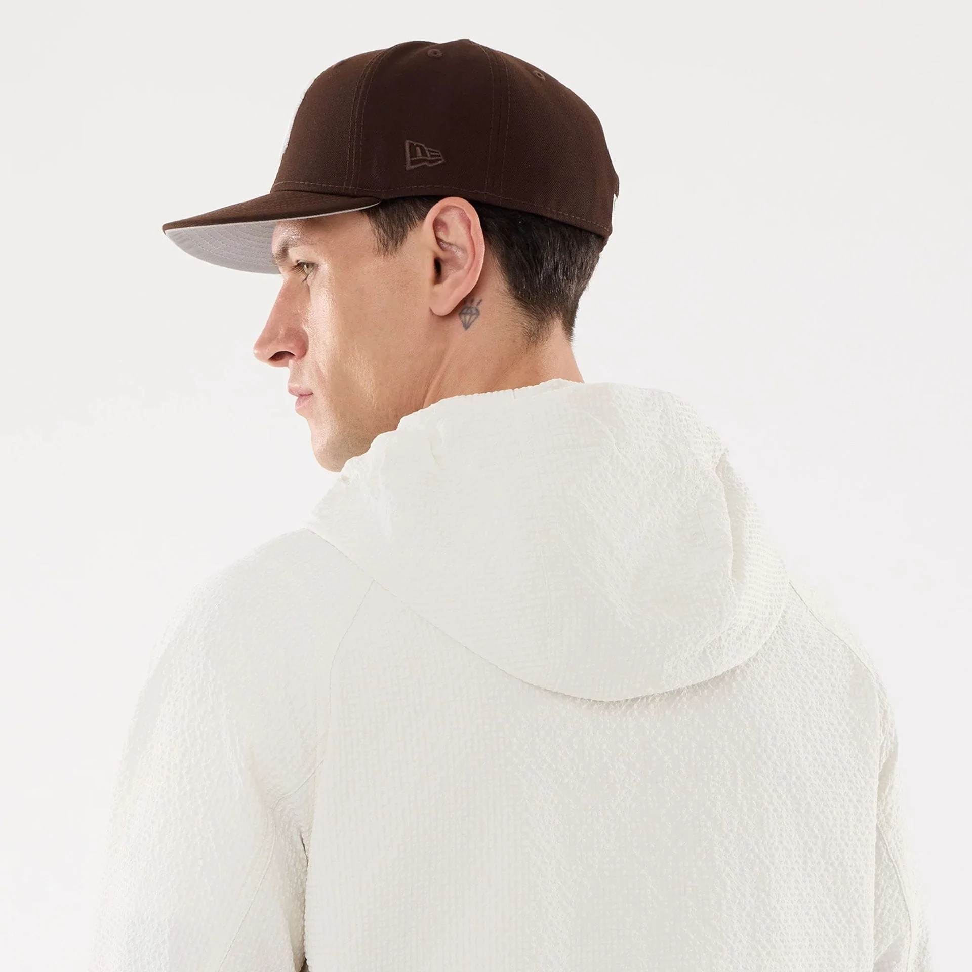 New Era Black Label Open White Jacket - Image 7