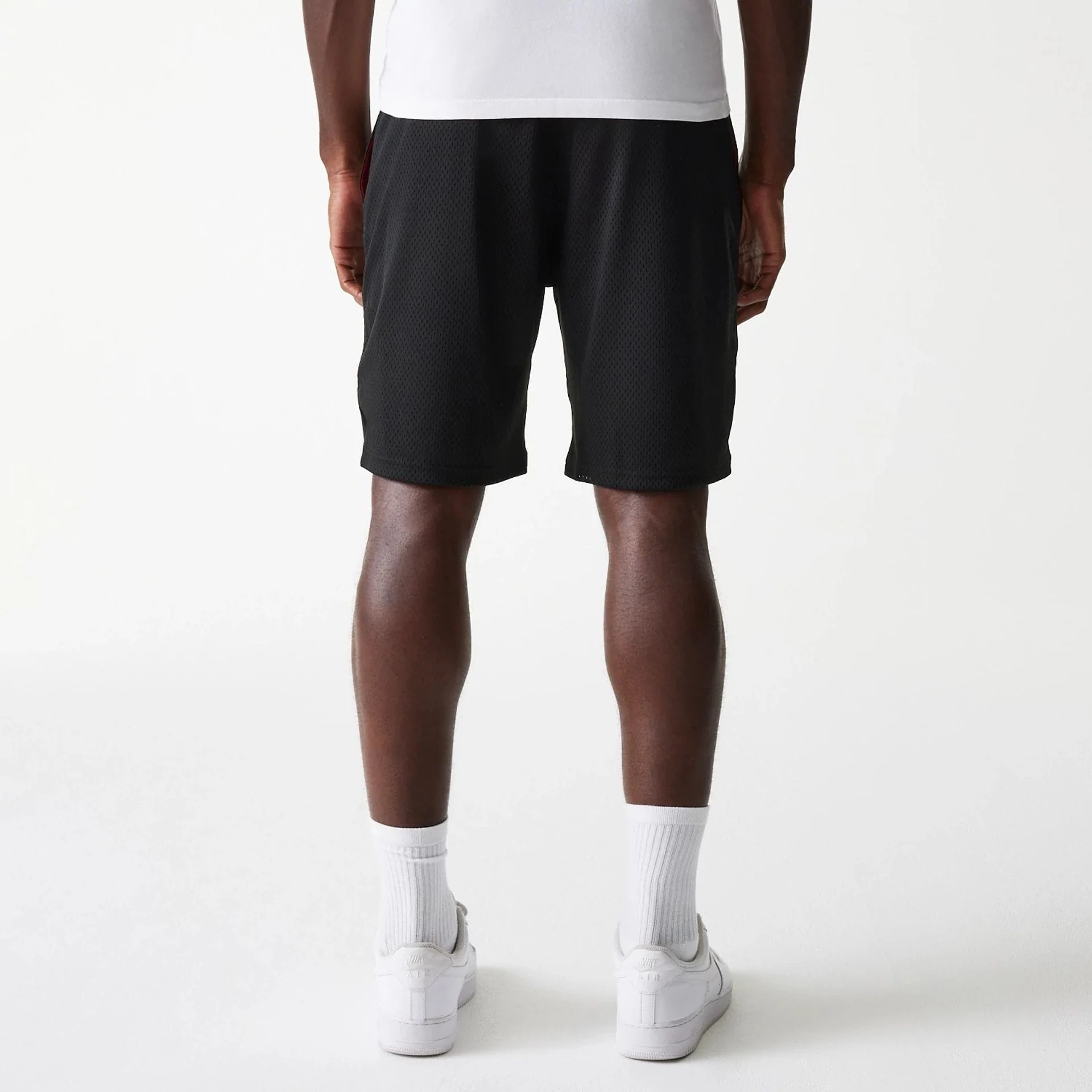 New Era Black Mesh Shorts - Image 2