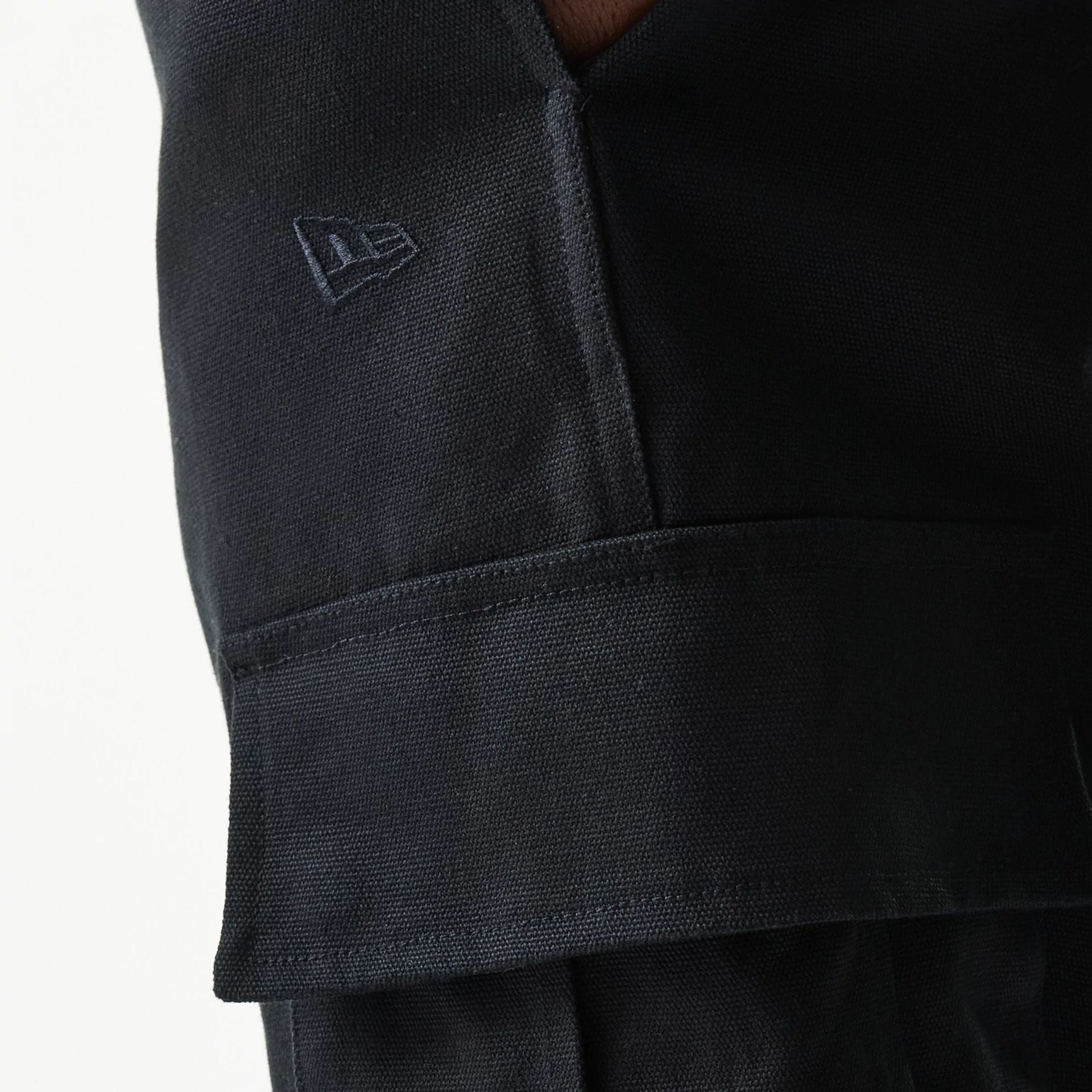 New Era Black Straight Leg Cargo Joggers - Image 4