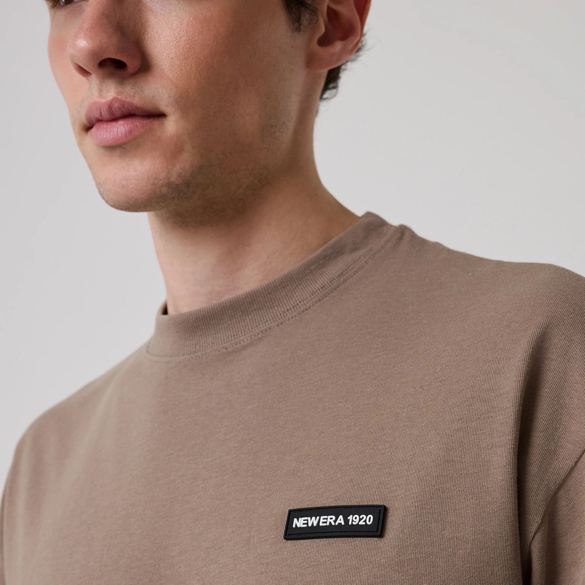New Era Distressed Brown T-Shirt - Image 4