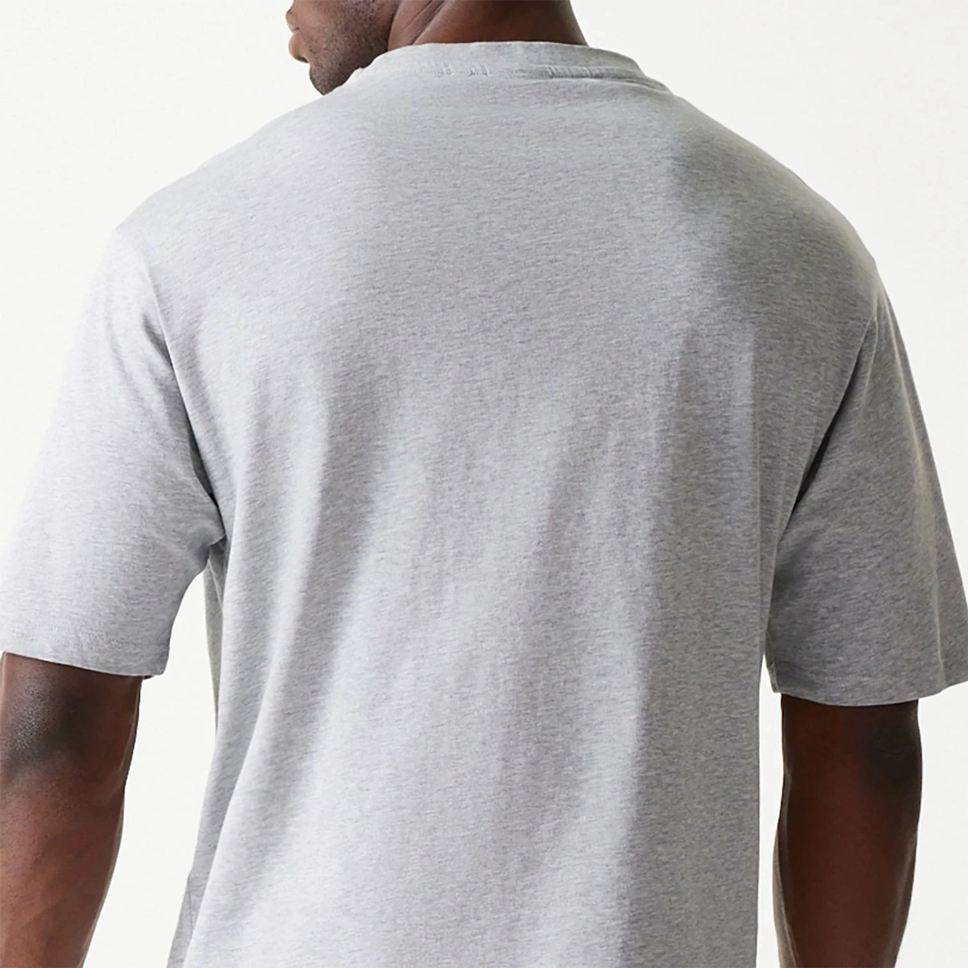 New Era Essential Grey Oversized T-Shirt - Image 7