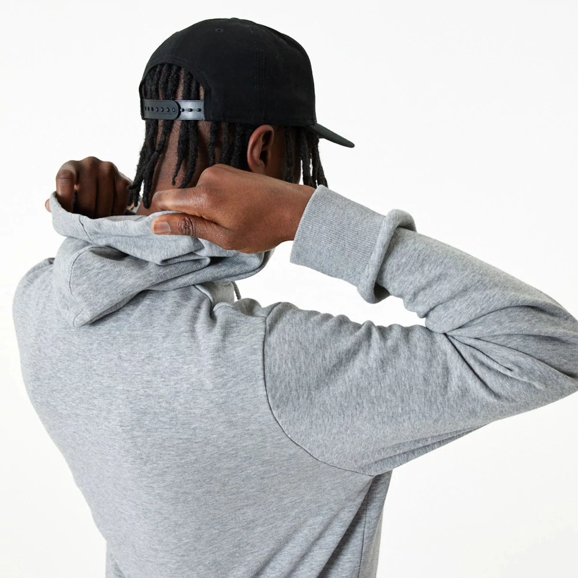 New Era Essential Grey Pullover Hoodie - Image 6