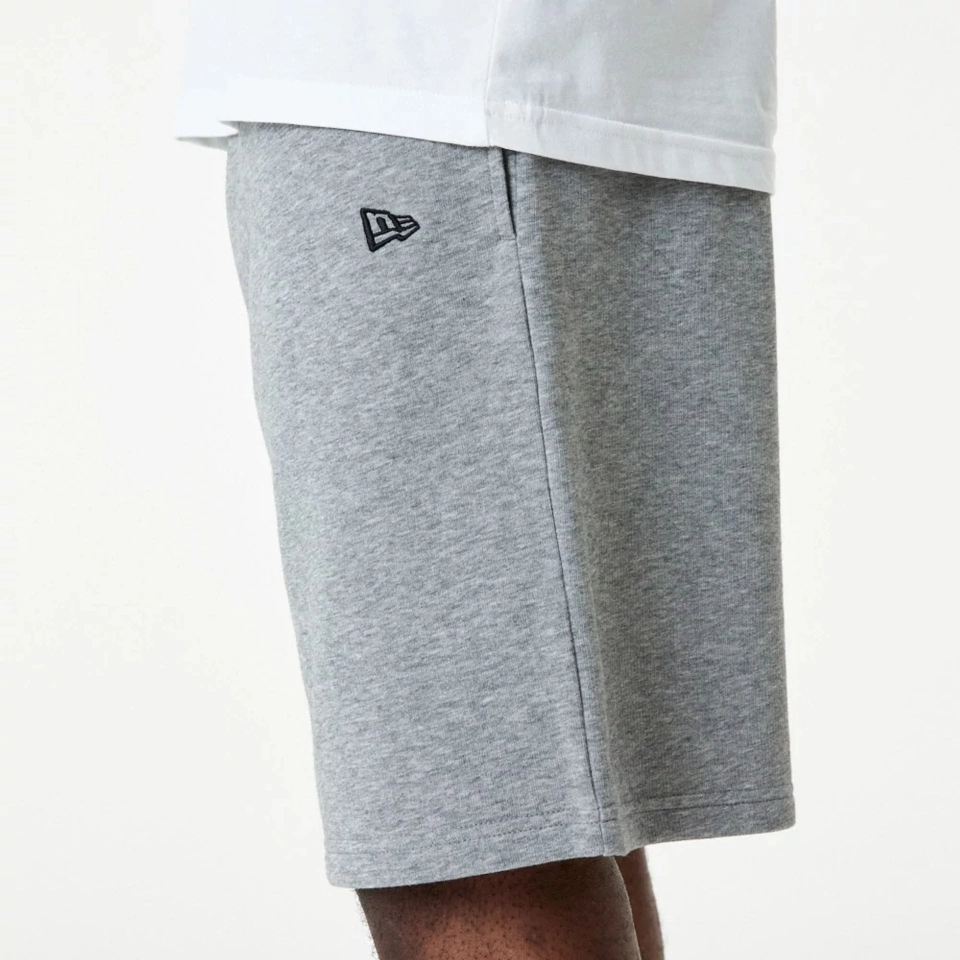 New Era Essential Grey Shorts - Image 4