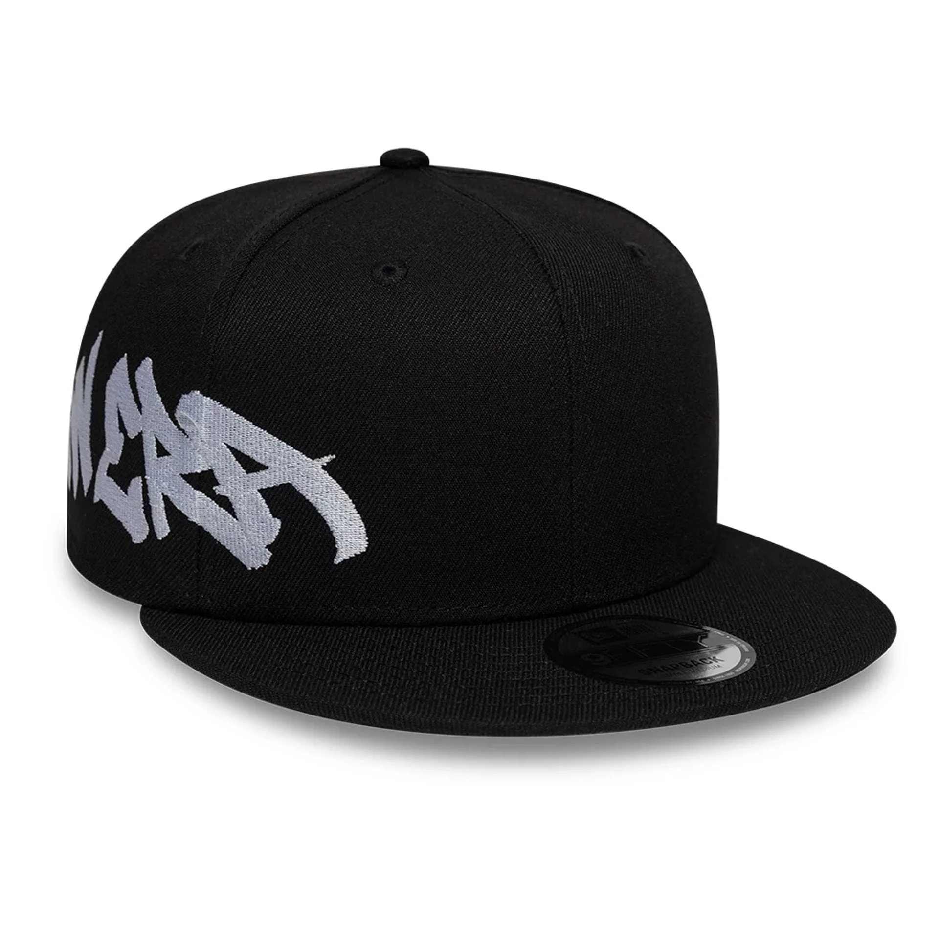 New Era Essential Tagging Black 9FIFTY Snapback Adjustable Cap - Image 4