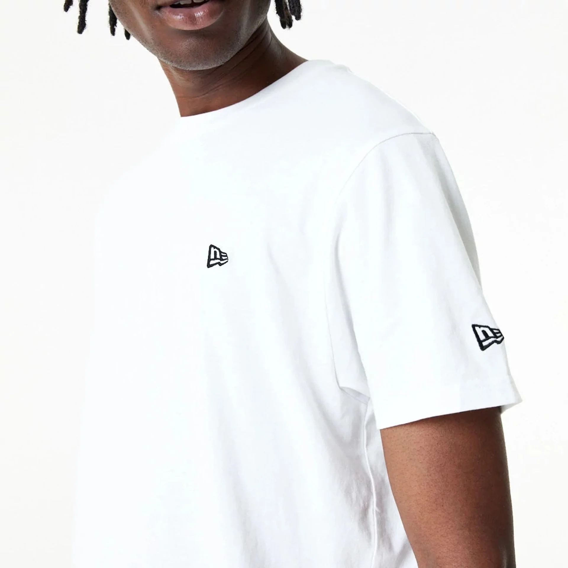 New Era Essential White T-Shirt - Image 4