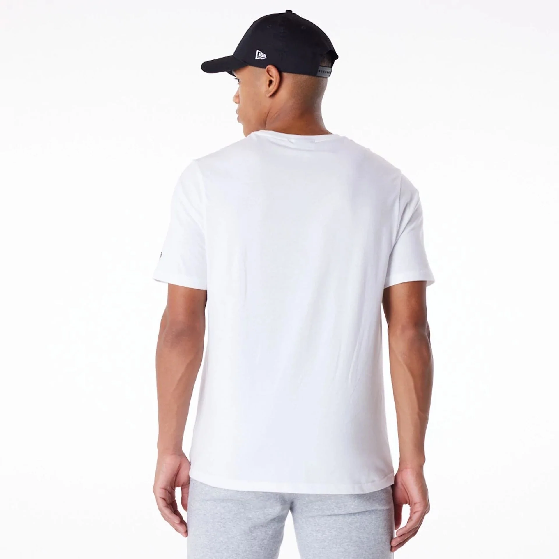 New Era Essential White T-Shirt - Image 6