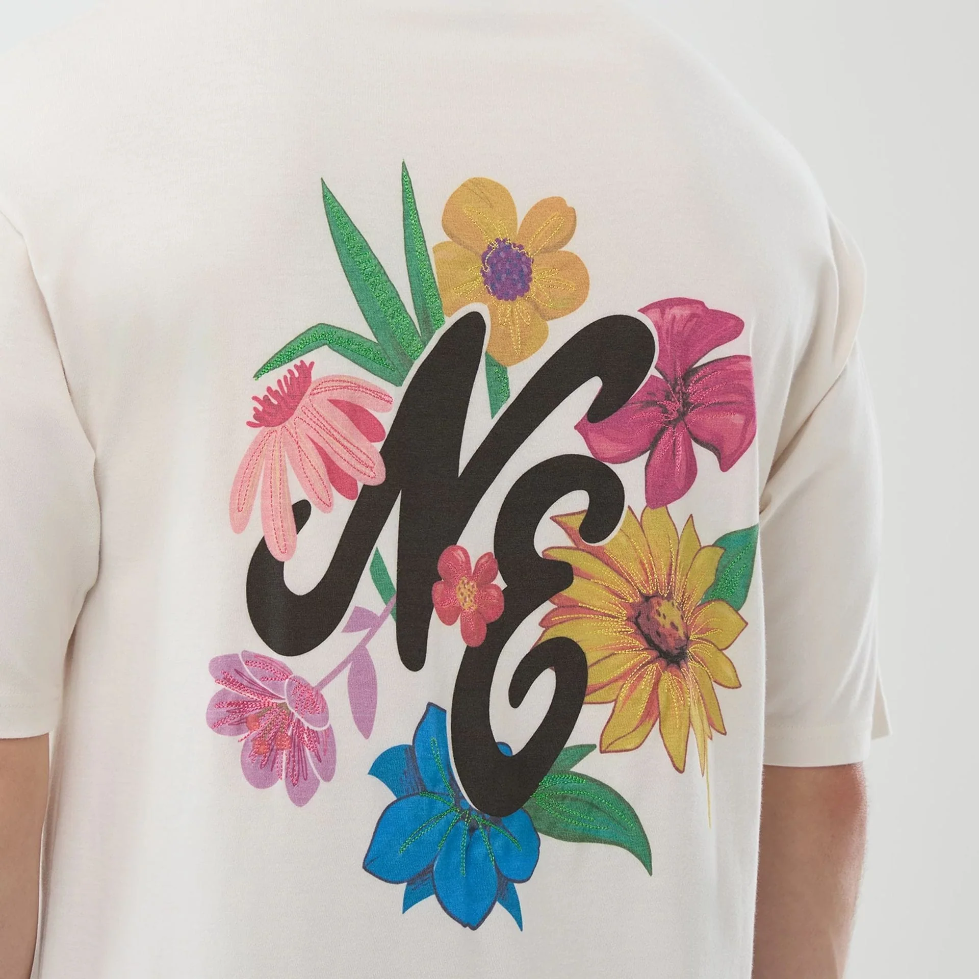 New Era Floral Graphic Open White Oversized T-Shirt - Image 7
