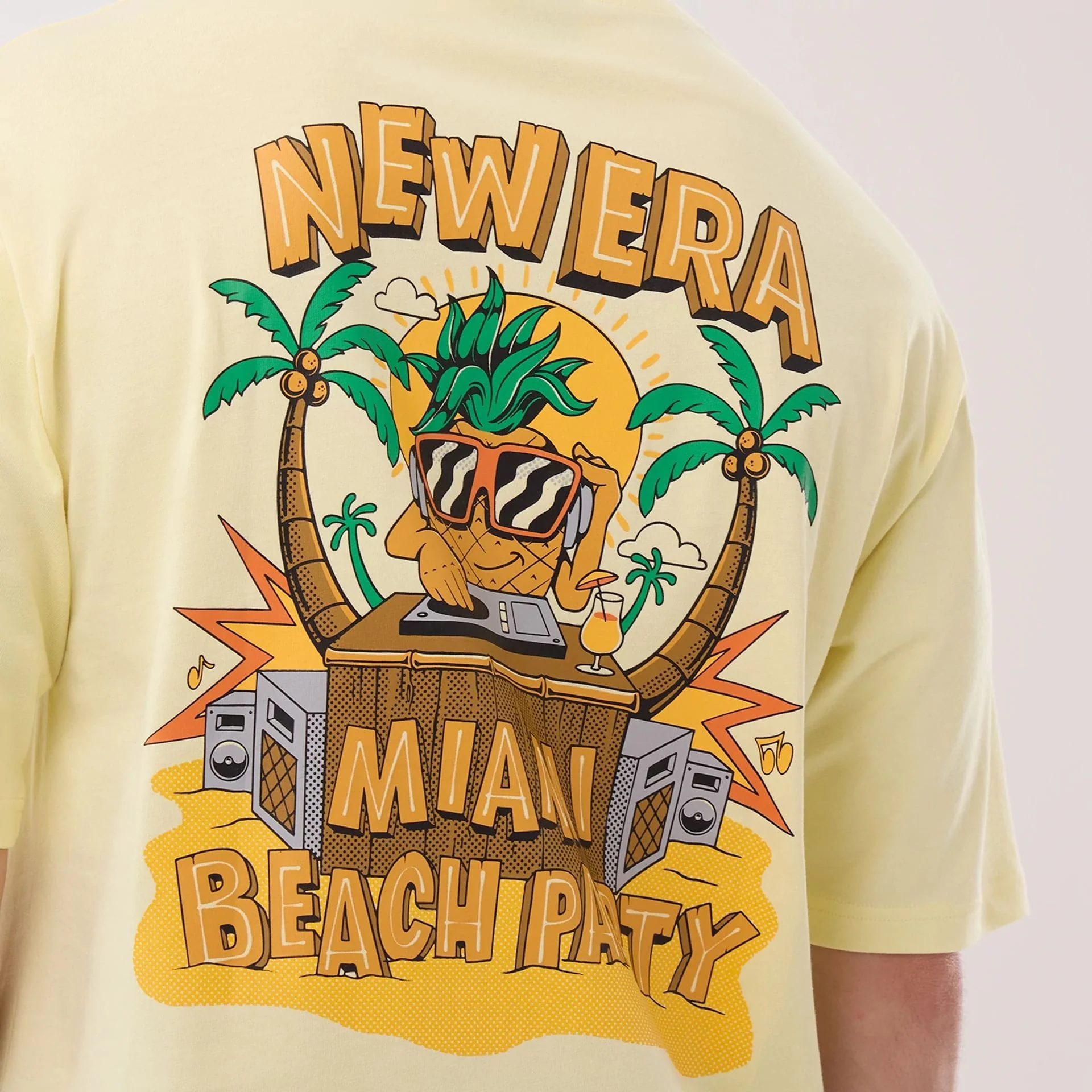 New Era Fun Beach Party Graphic Pastel Yellow Oversized T-Shirt - Image 5