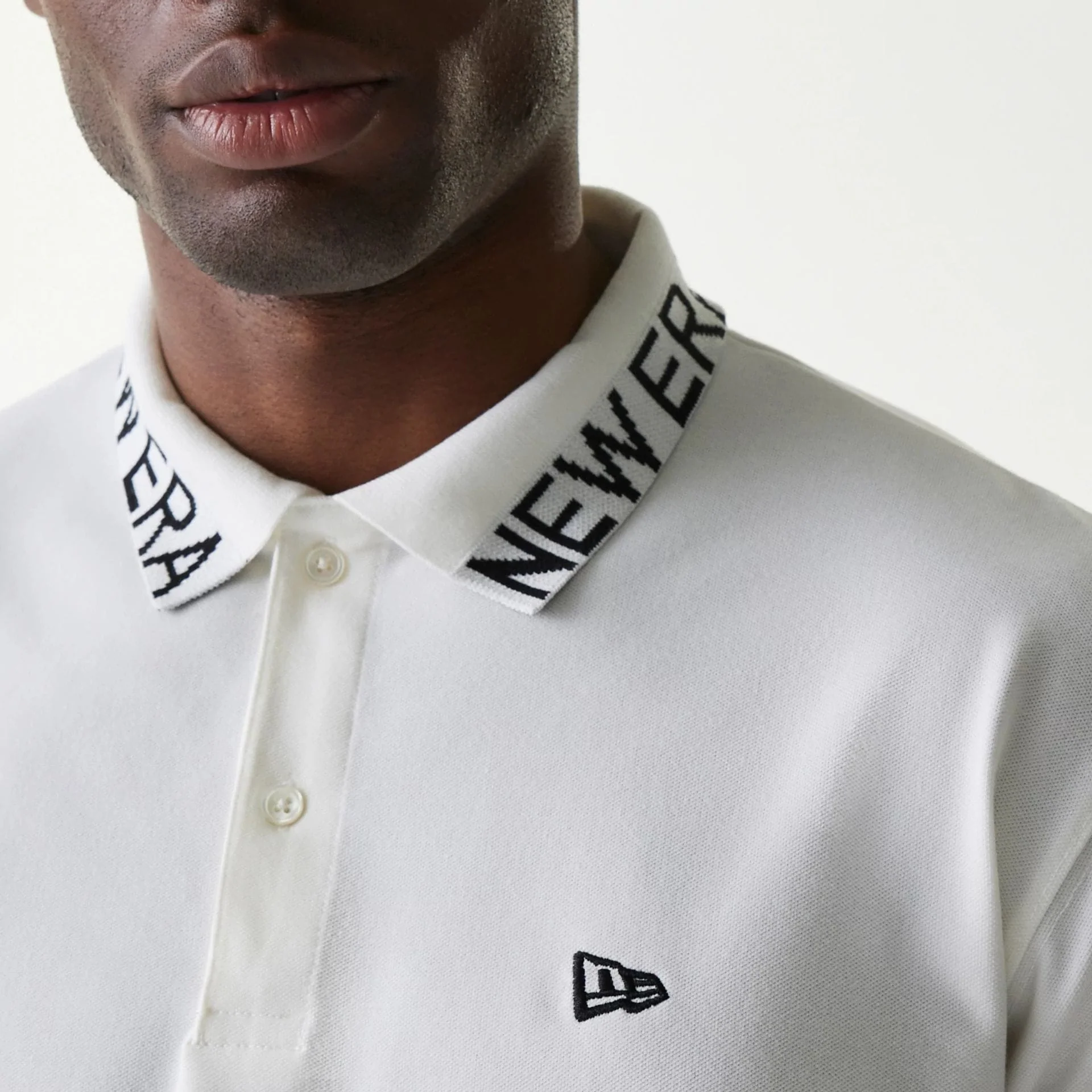 New Era Japan Collar Logo White Polo T-Shirt - Image 3