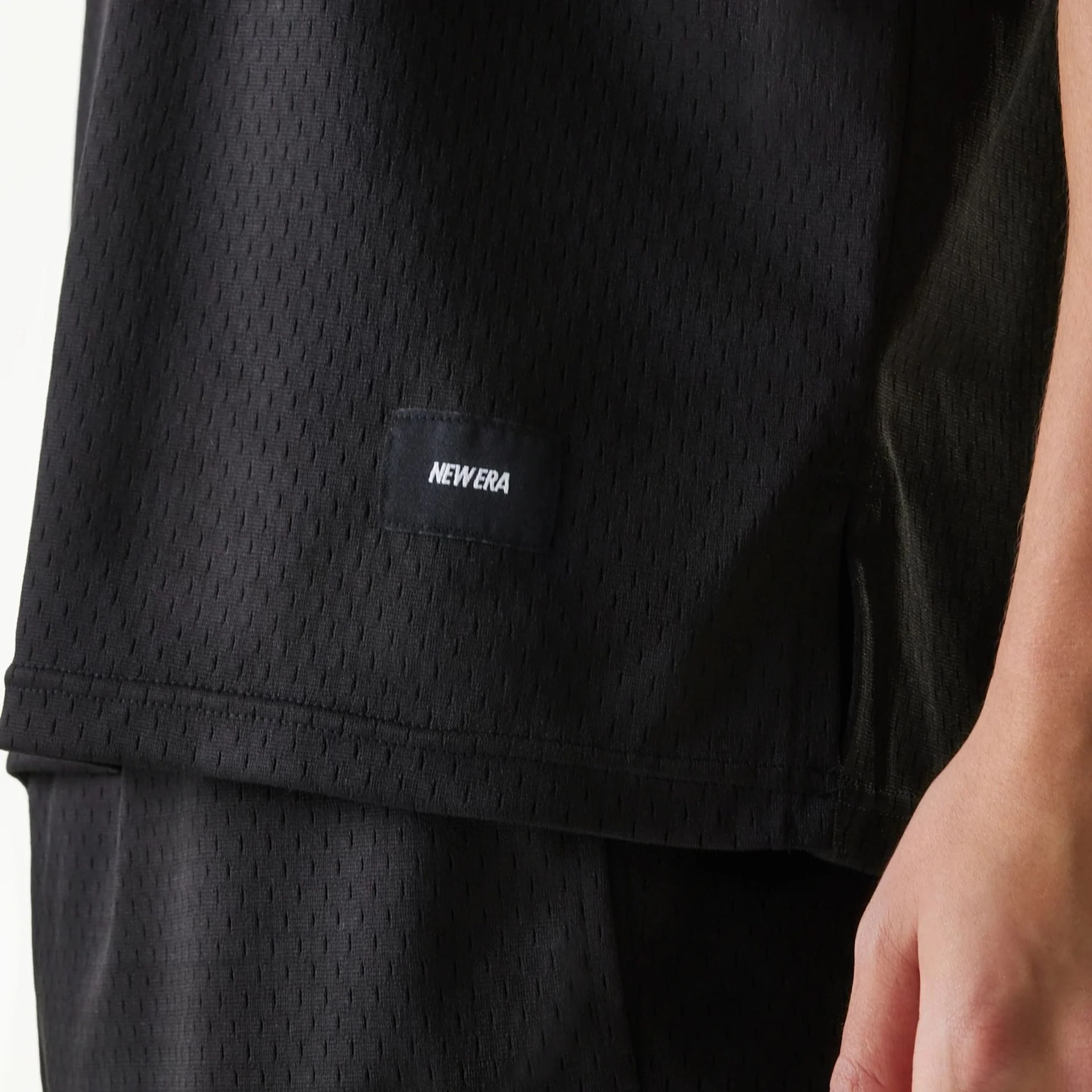 New Era Japan Mesh Black Sleeveless T-Shirt - Image 4
