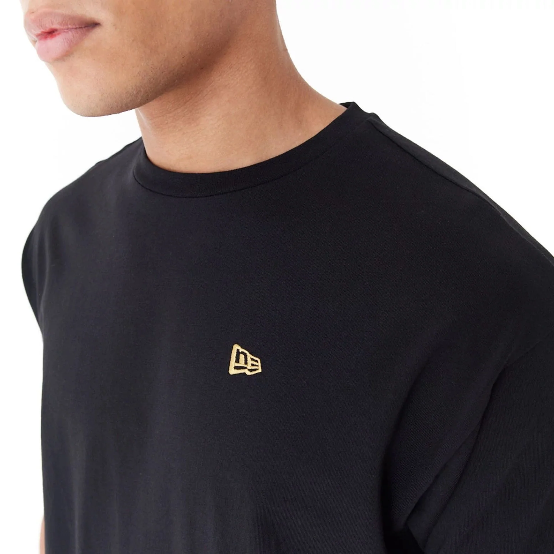New Era Lifestyle 59FIFTY Black Oversized T-Shirt - Image 6