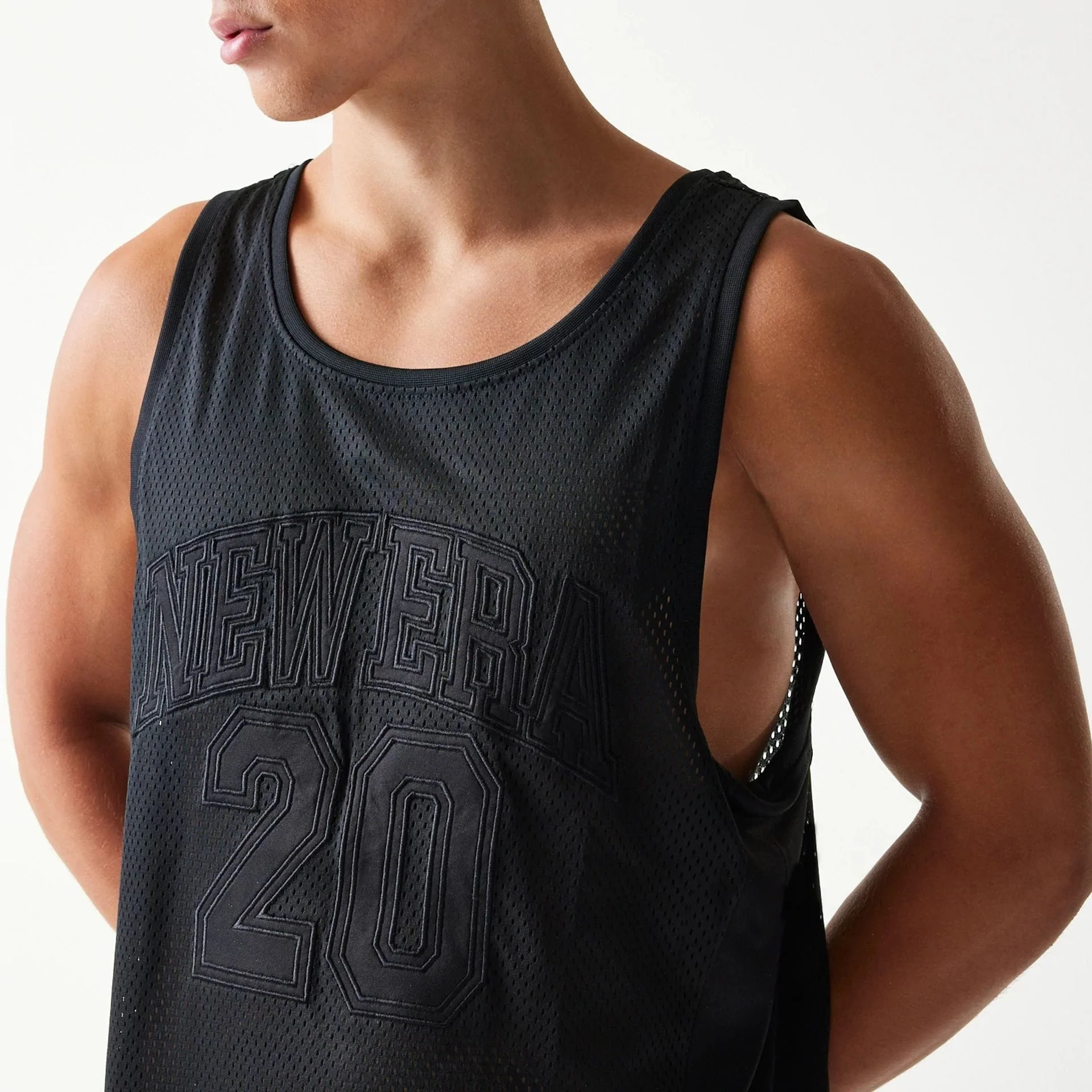 New Era Mesh Black Mesh Vest - Image 3