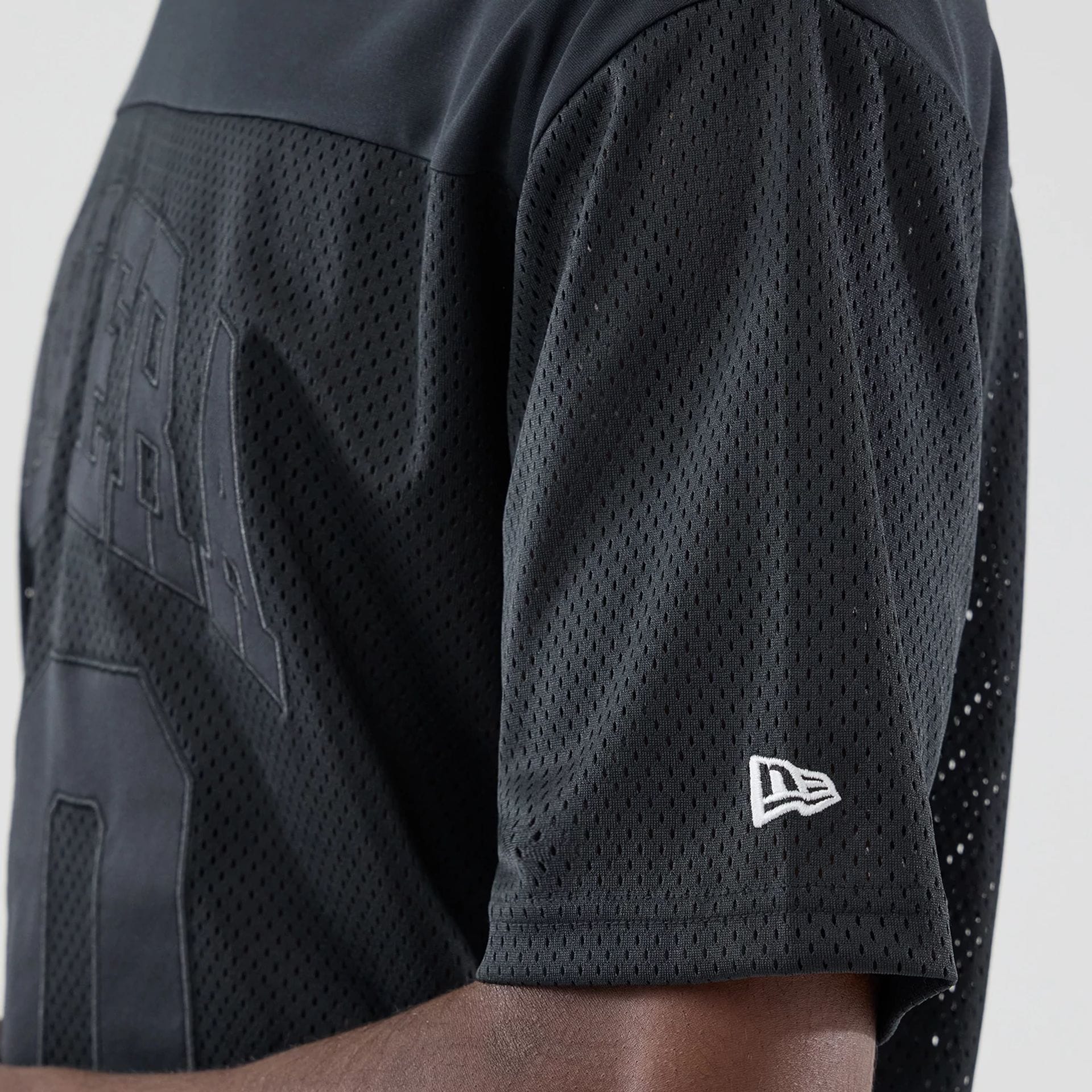 New Era Mesh Black Oversized T-Shirt - Image 5