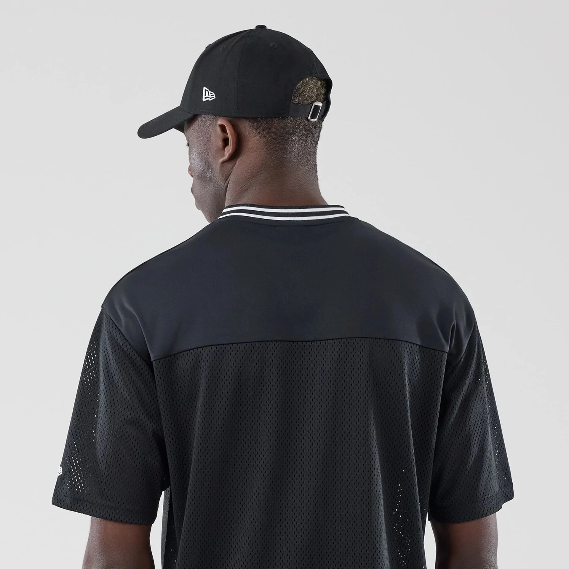New Era Mesh Black Oversized T-Shirt - Image 7