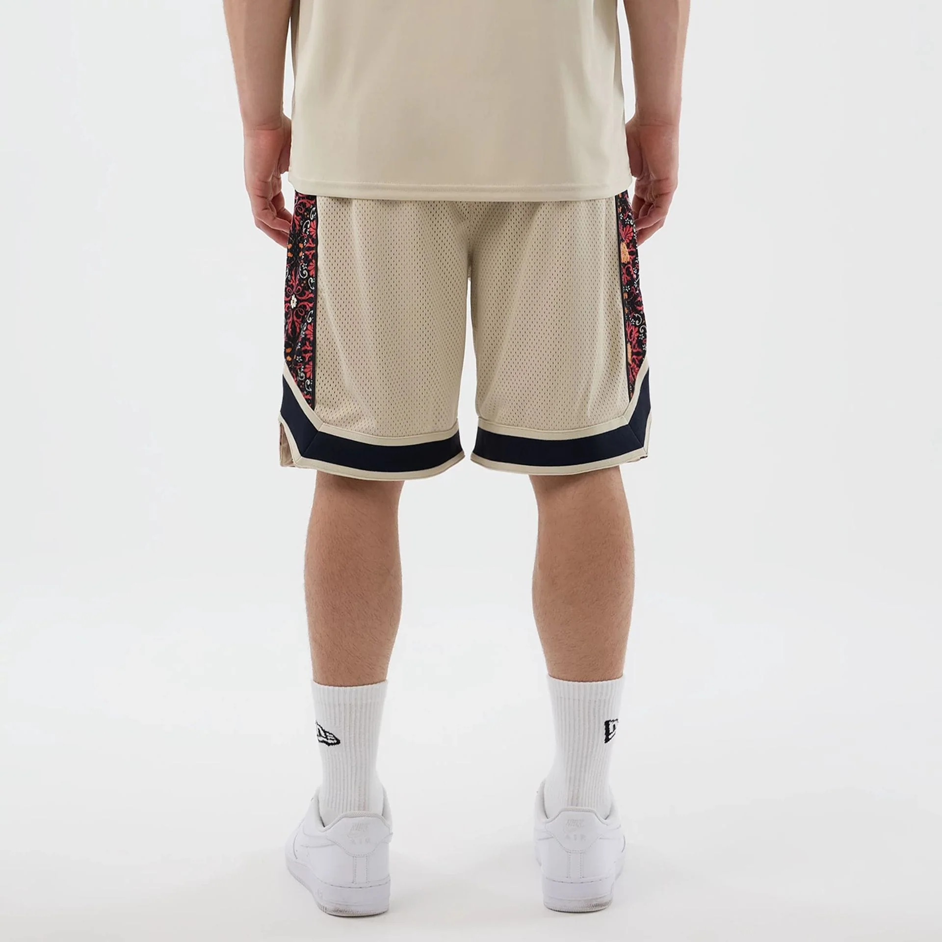 New Era Mesh Light Beige Mesh Shorts - Image 2